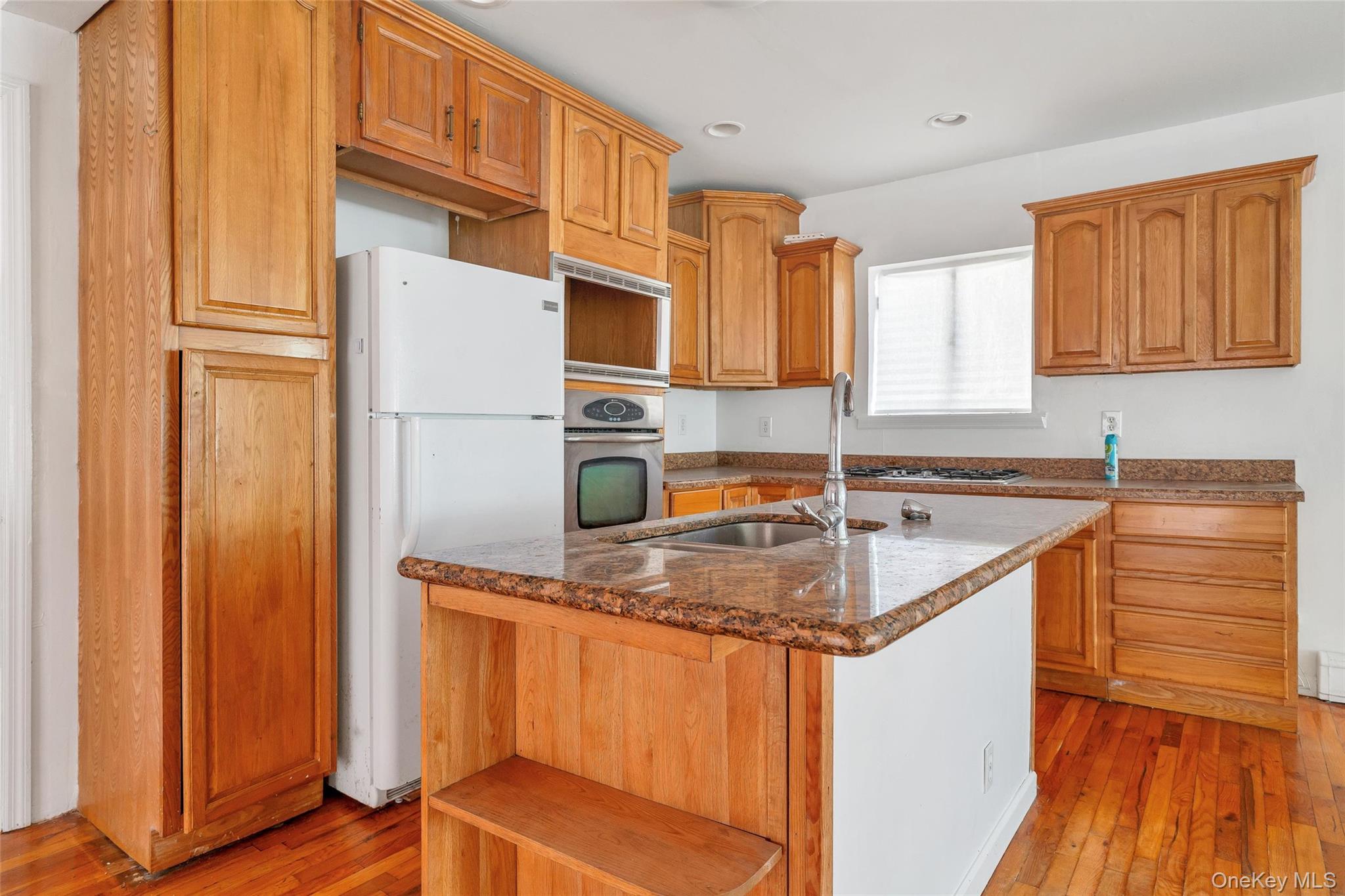 38 Roosevelt Avenue, Woodridge, NY 12789