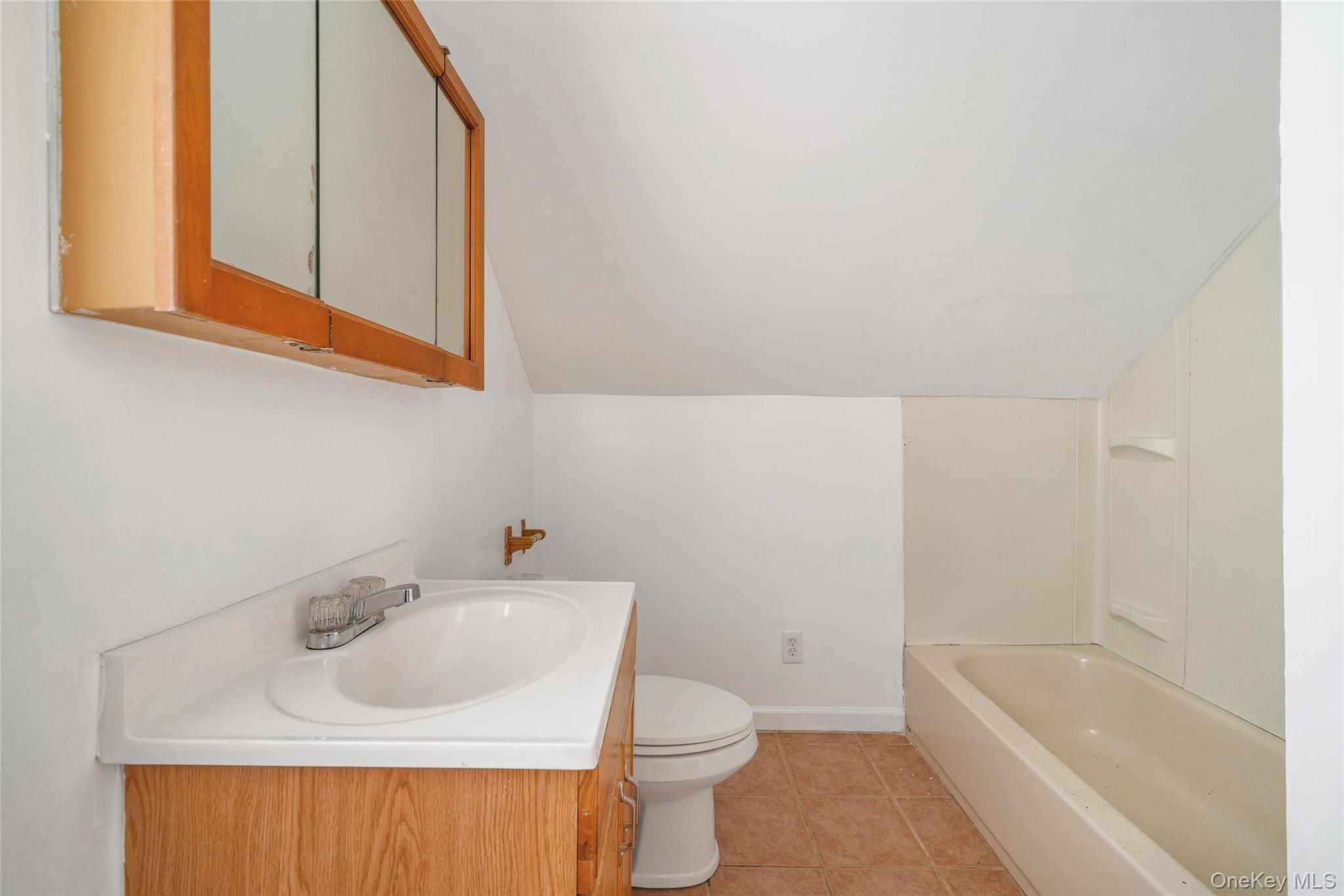 38 Roosevelt Avenue, Woodridge, NY 12789