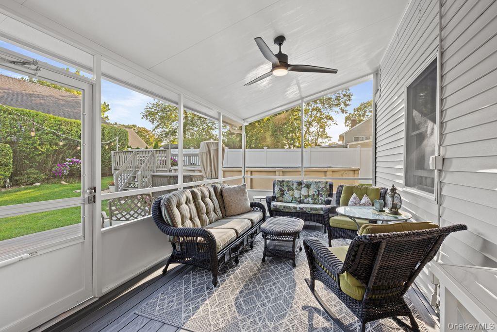 37 Newark Street, Lindenhurst, NY 11757