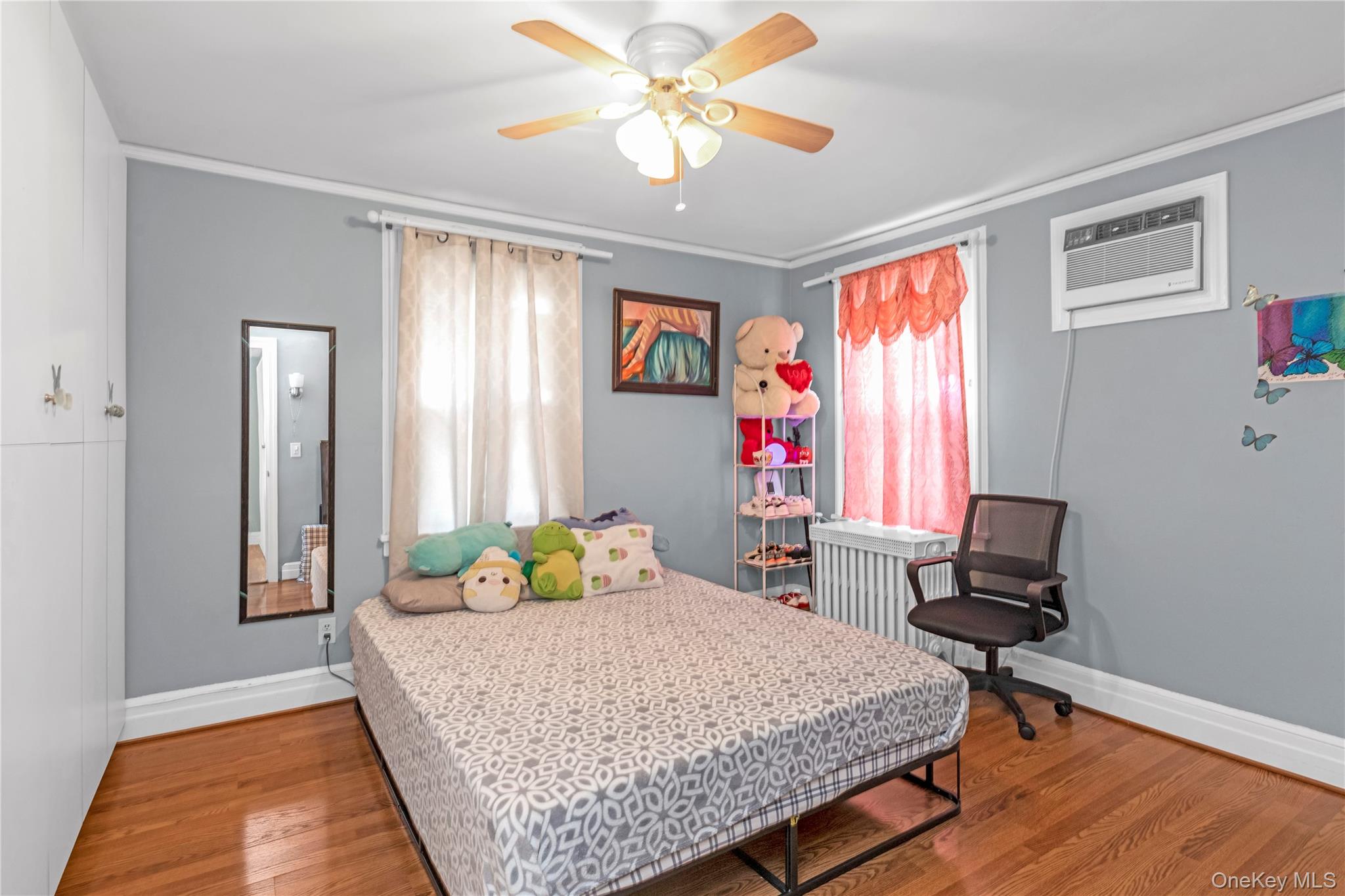 24 Walnut Street, Westbury, NY 11590