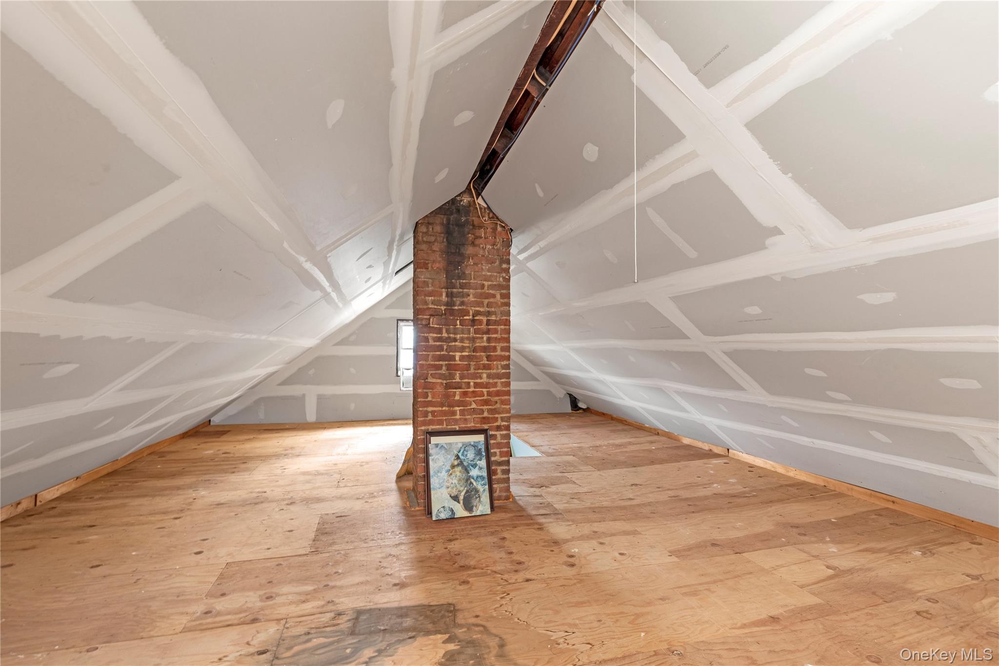 24 Walnut Street, Westbury, NY 11590