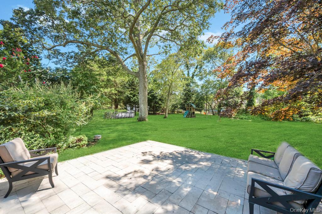 12 Inwood Road, Center Moriches, NY 11934