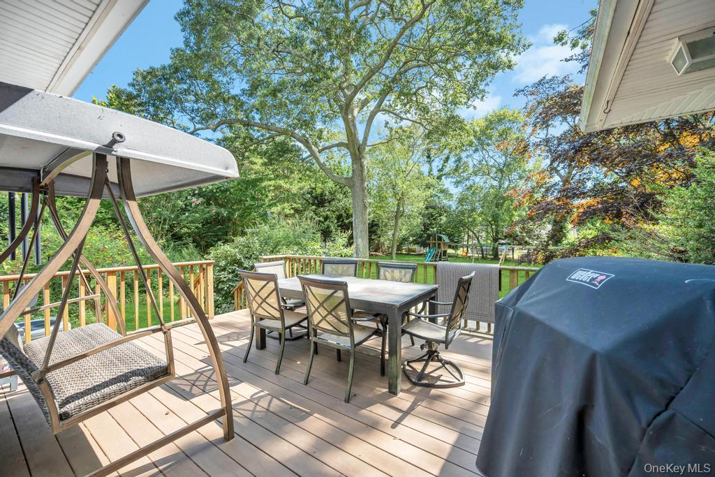 12 Inwood Road, Center Moriches, NY 11934