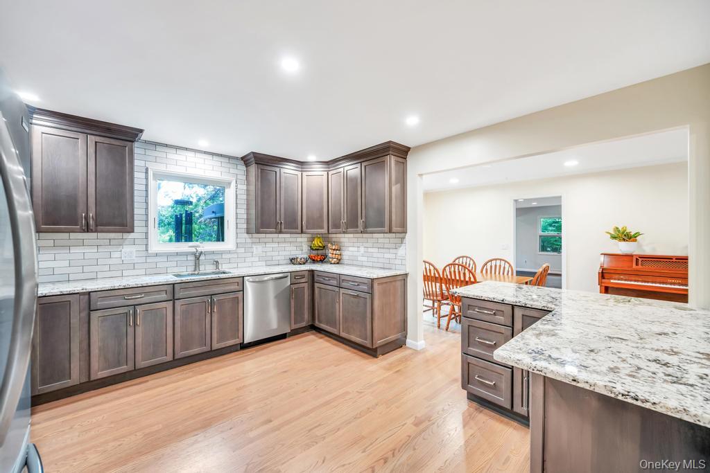 12 Inwood Road, Center Moriches, NY 11934