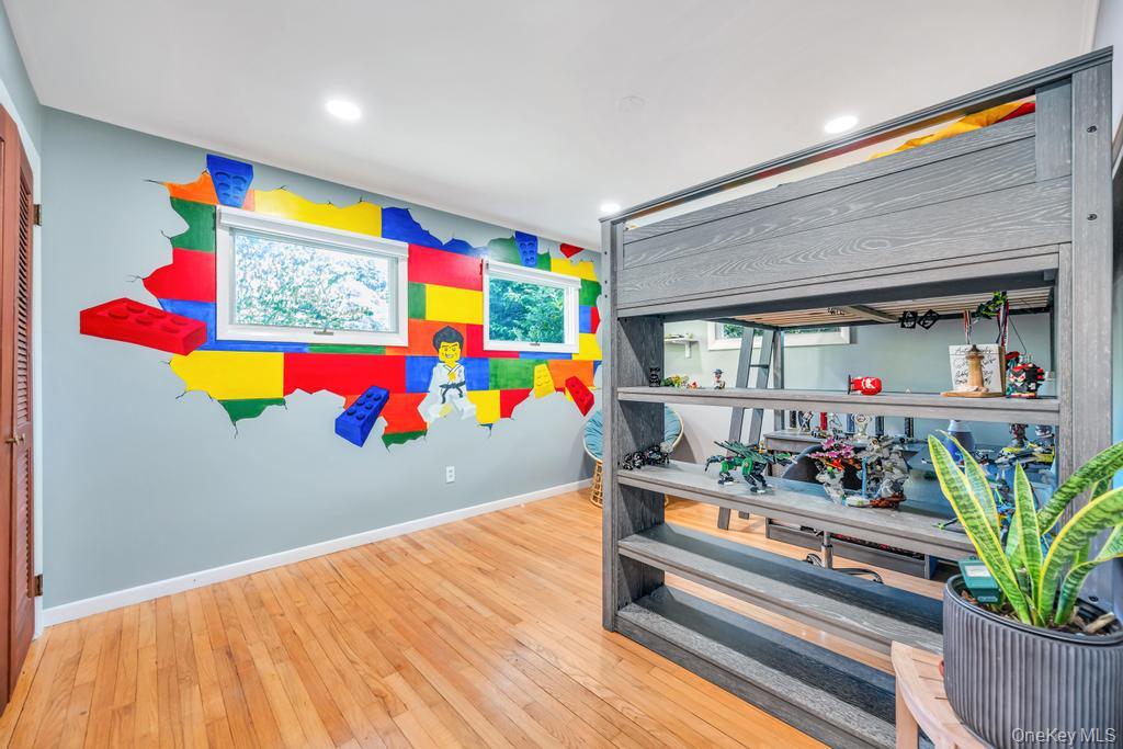 12 Inwood Road, Center Moriches, NY 11934