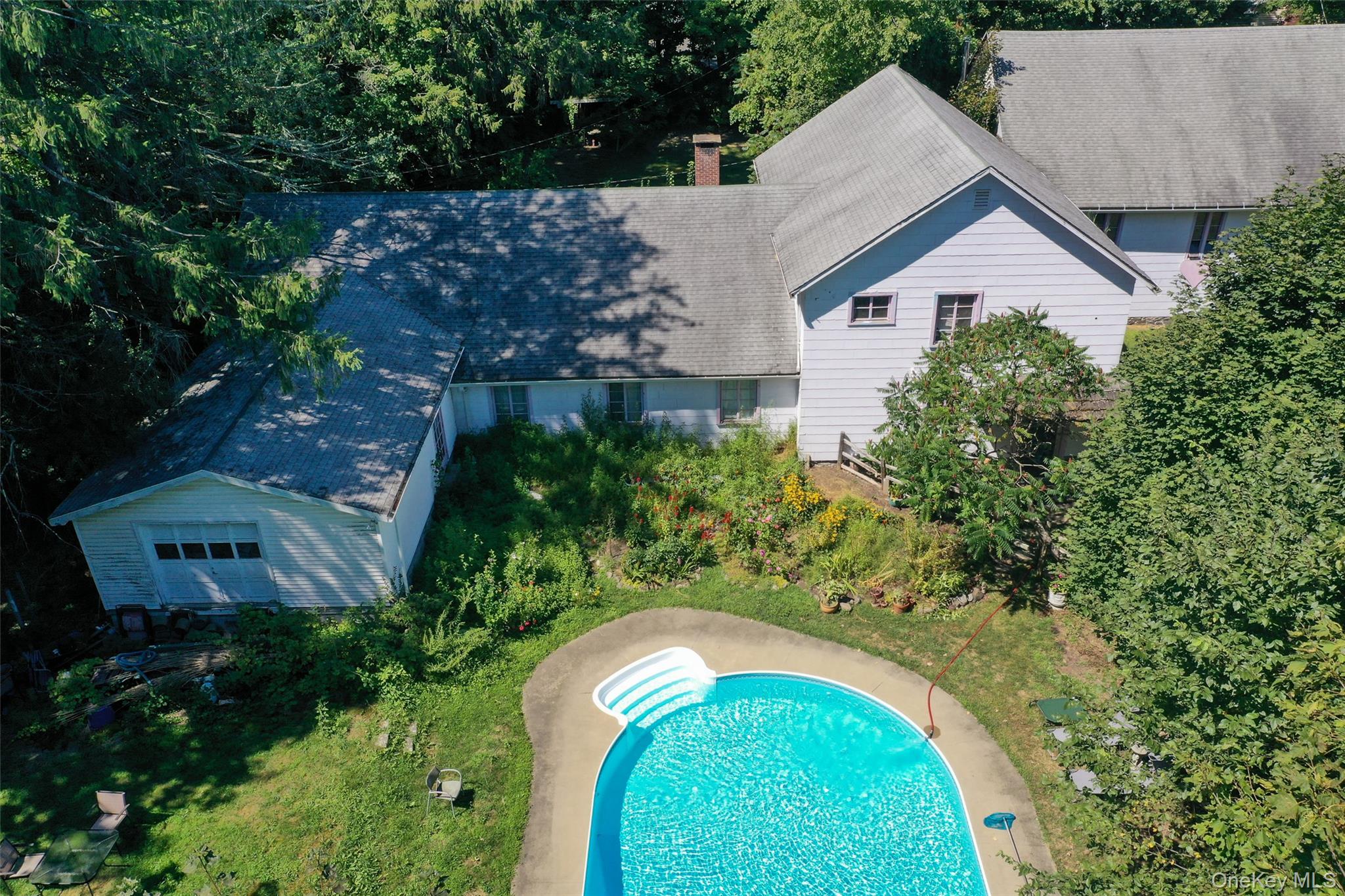 597 Route 212, Saugerties, NY 12477