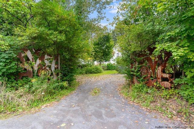 597 Route 212, Saugerties, NY 12477