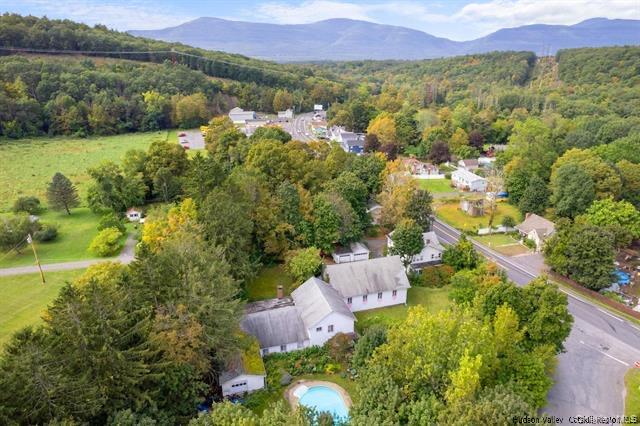 597 Route 212, Saugerties, NY 12477