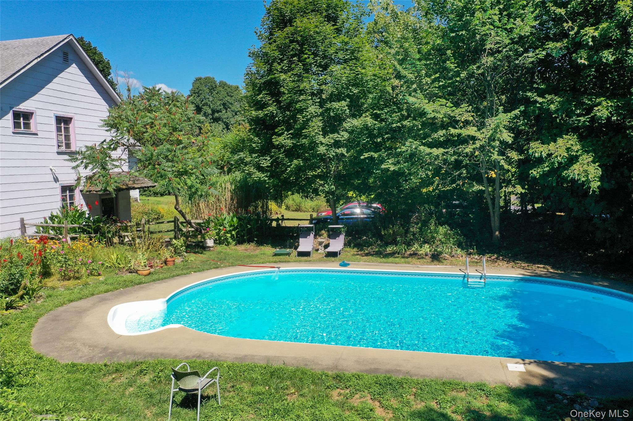 597 Route 212, Saugerties, NY 12477