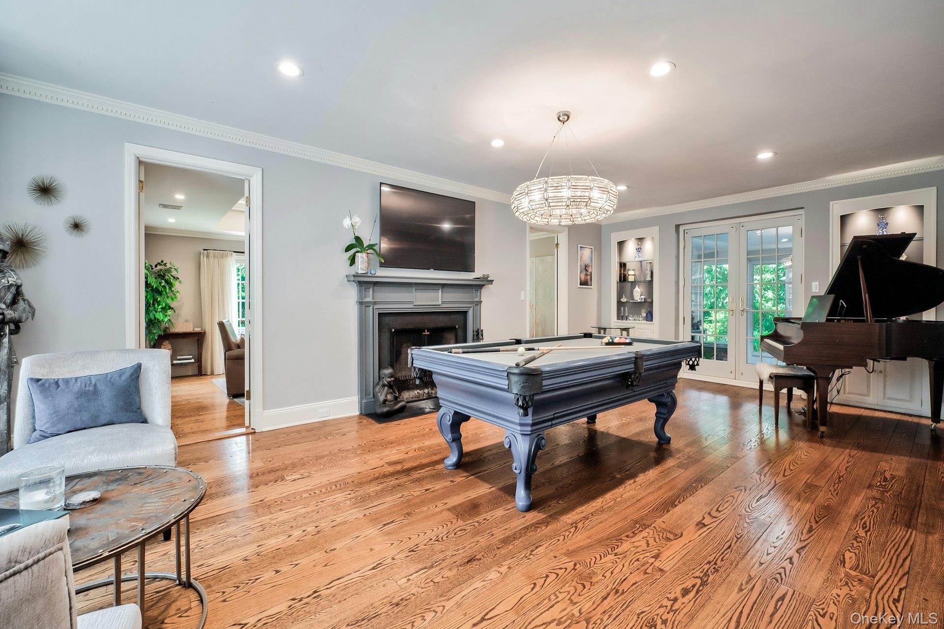 11 Middle Road, Sands Point, NY 11050