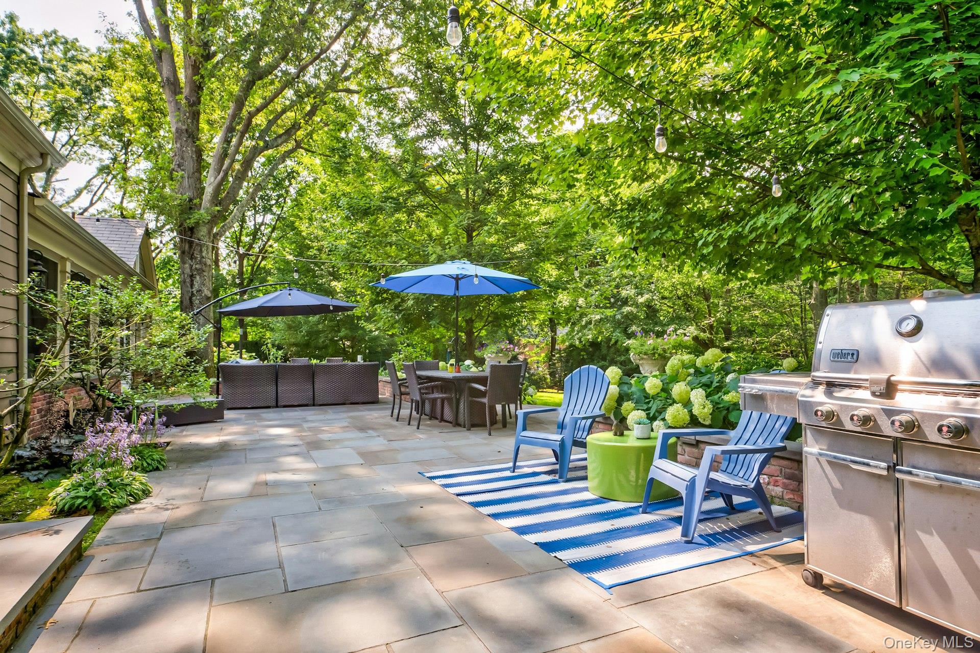 11 Middle Road, Sands Point, NY 11050