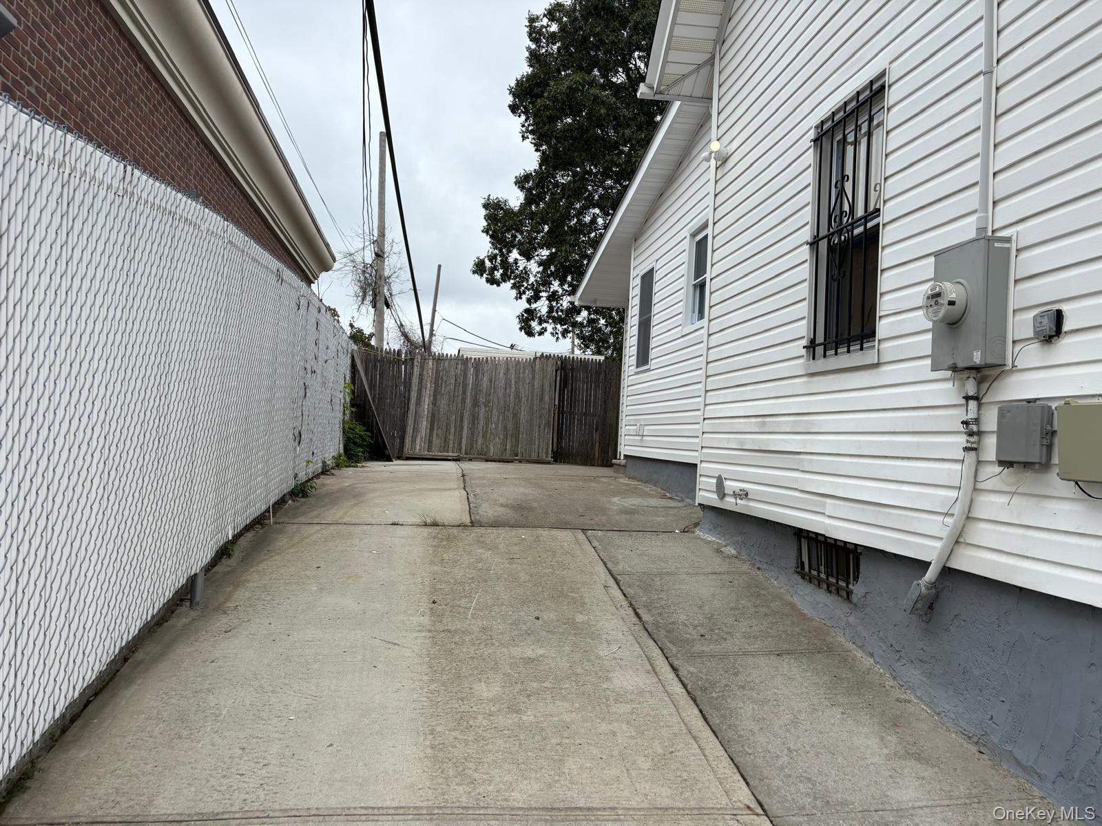 78 S Franklin Street, Hempstead, NY 11550