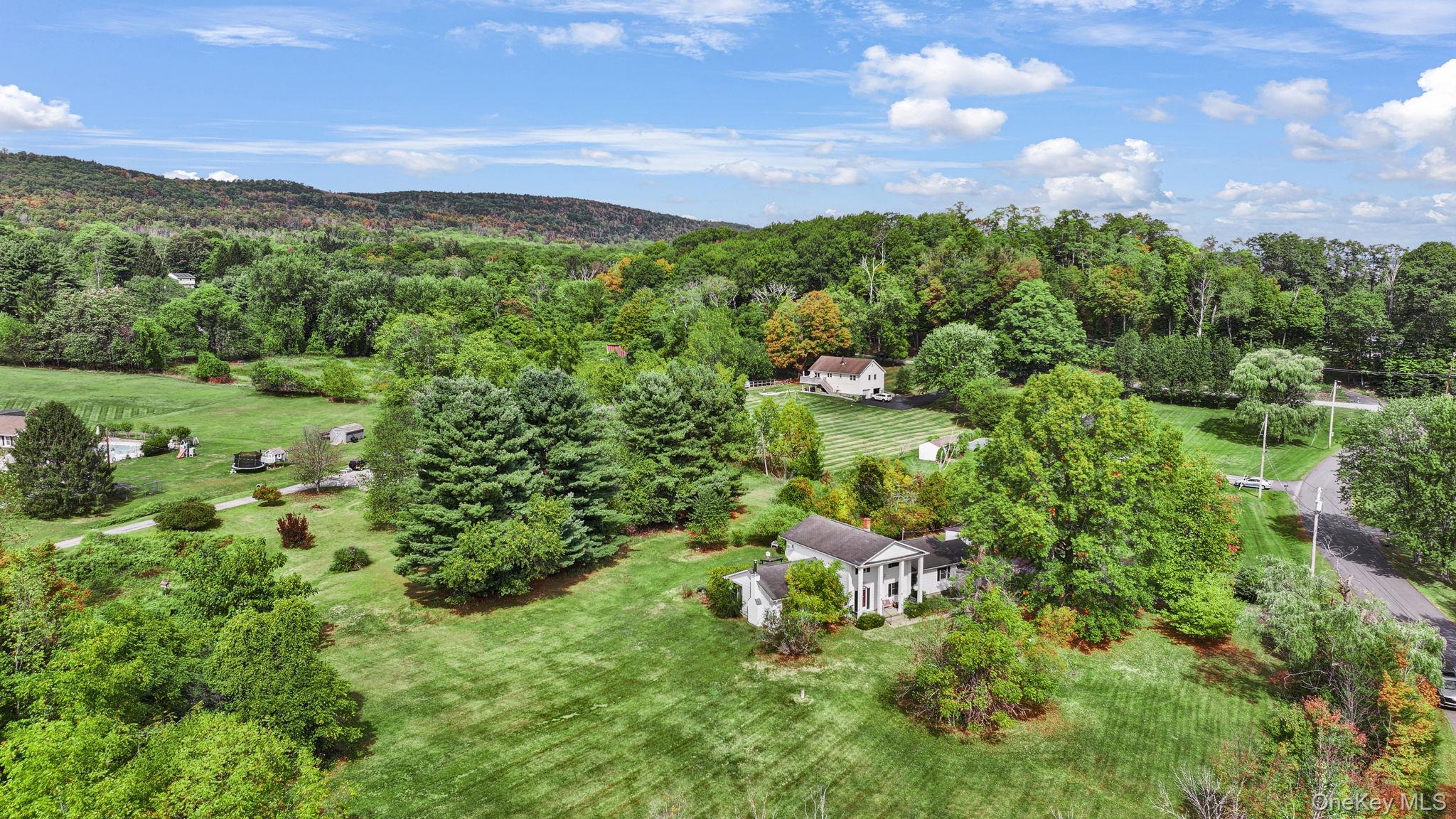 22 Mark Drive, Middletown, NY 10940