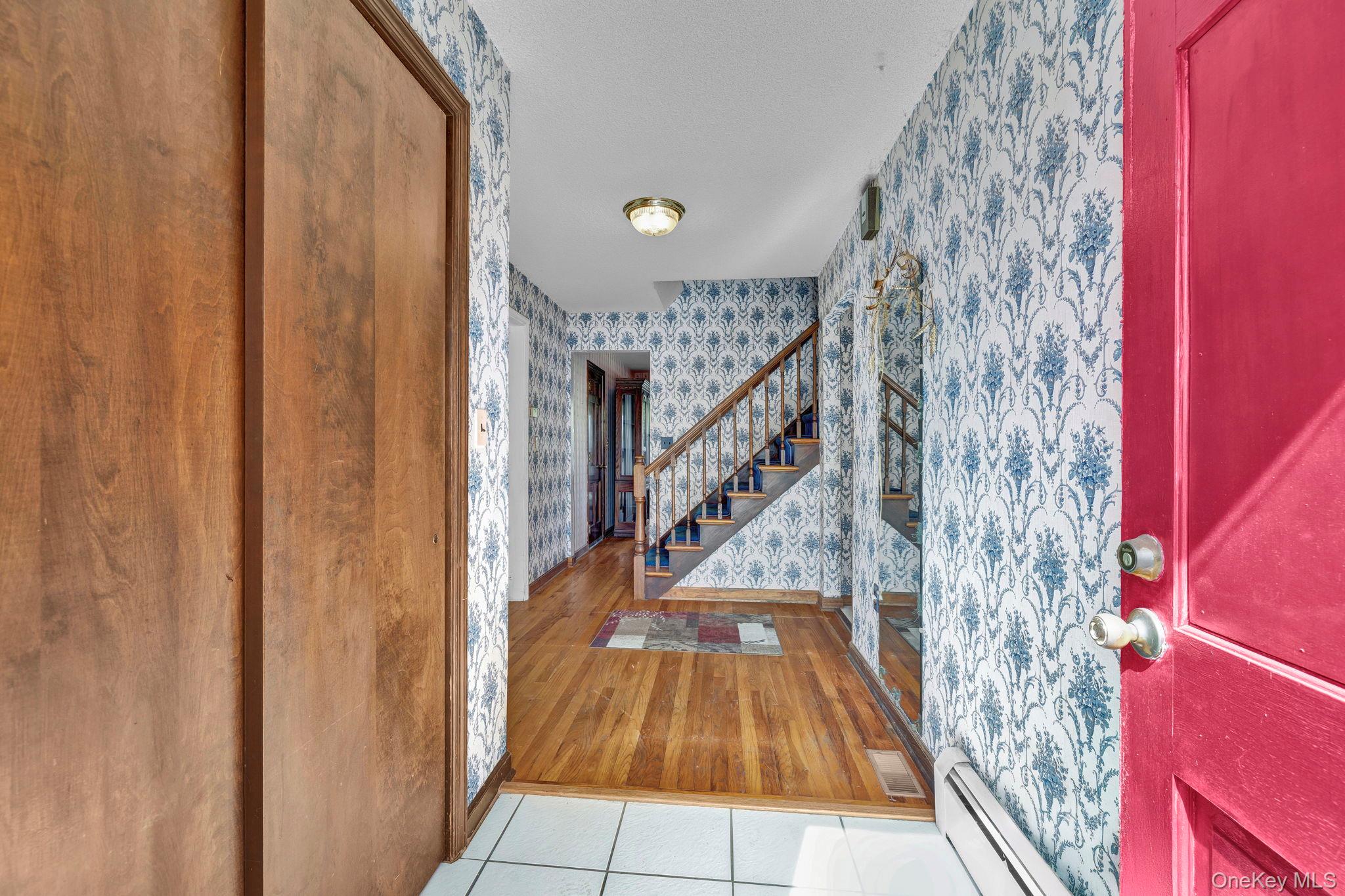 22 Mark Drive, Middletown, NY 10940