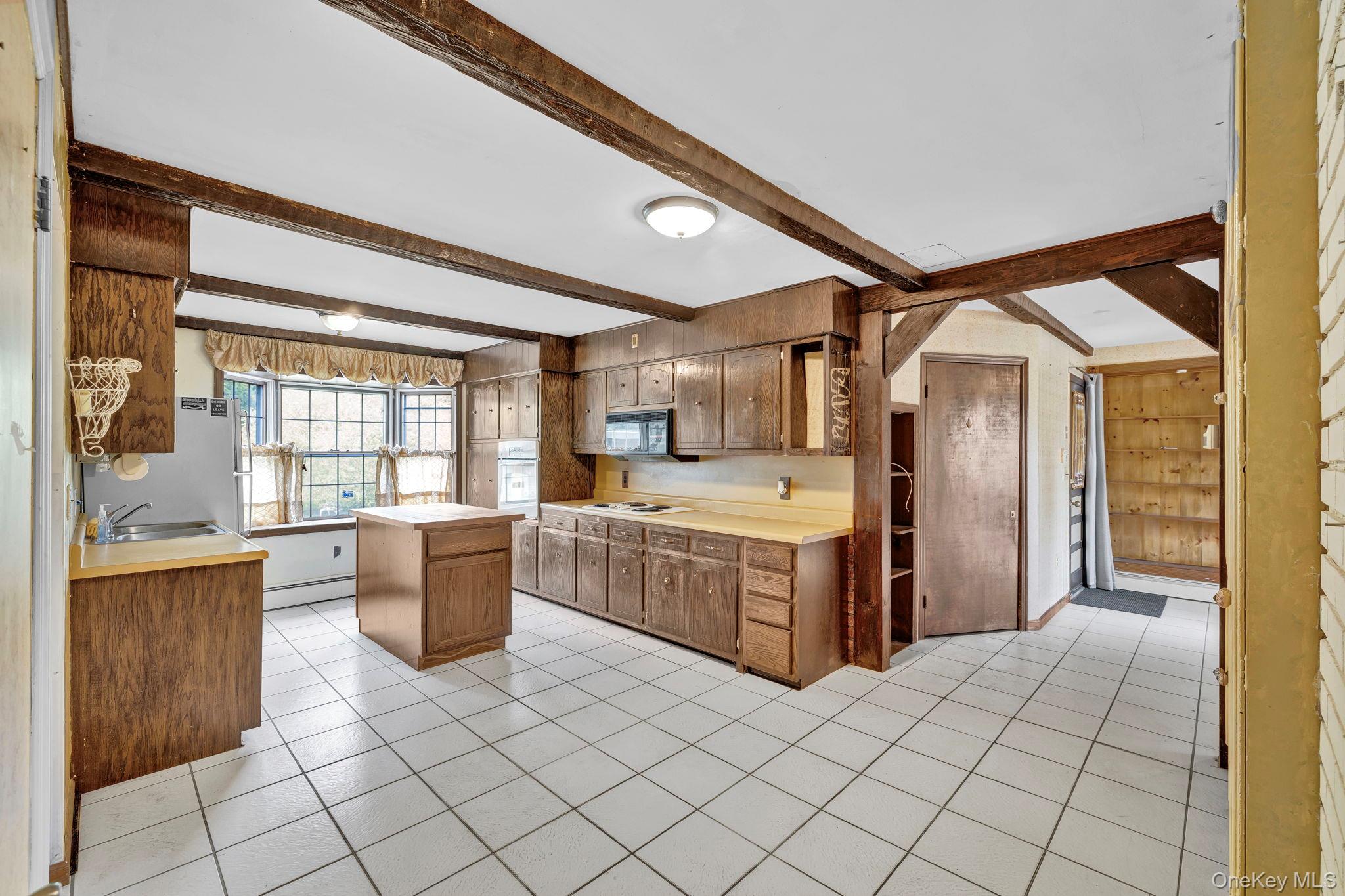 22 Mark Drive, Middletown, NY 10940