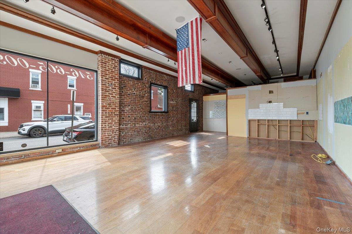 281 Broadway, Bethpage, NY 11714