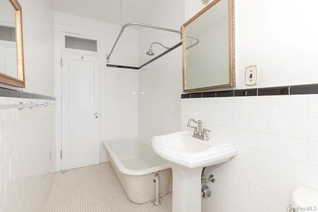 3513 76th Street # 51, Jackson Heights, NY 11372