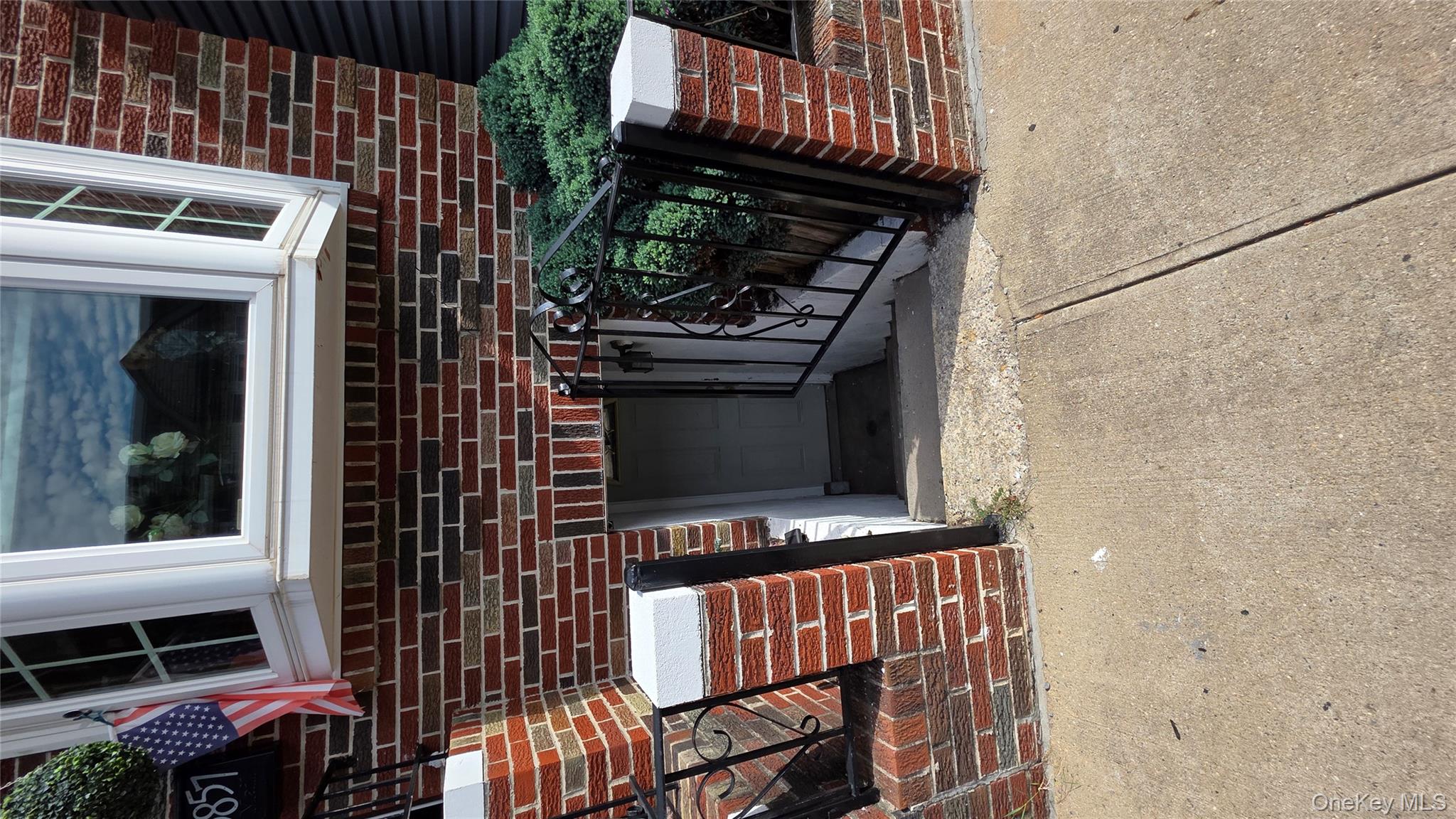 58-57 41st Drive, Woodside, NY 11377