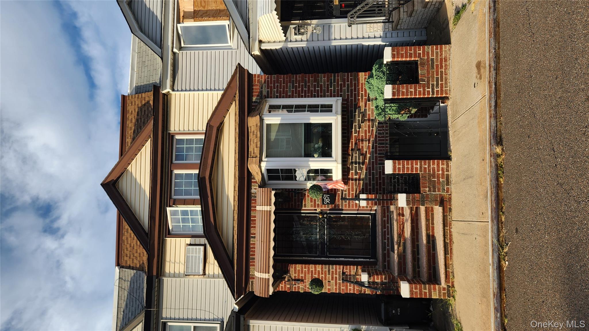 58-57 41st Drive, Woodside, NY 11377