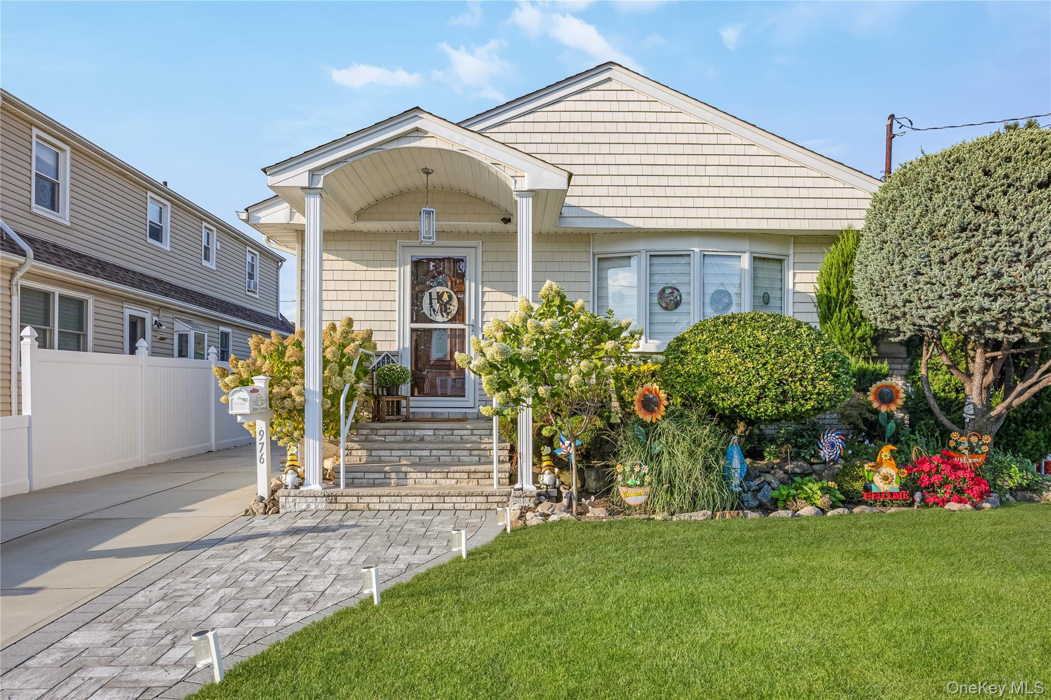 976 Third, Franklin Square, NY 11010