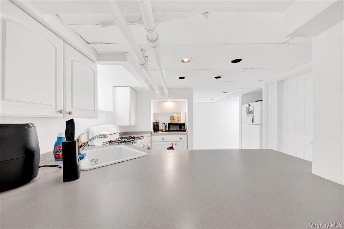 1610 Hering Avenue, Bronx, NY 10461