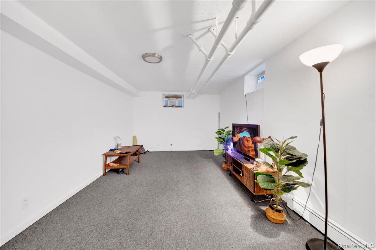 1610 Hering Avenue, Bronx, NY 10461