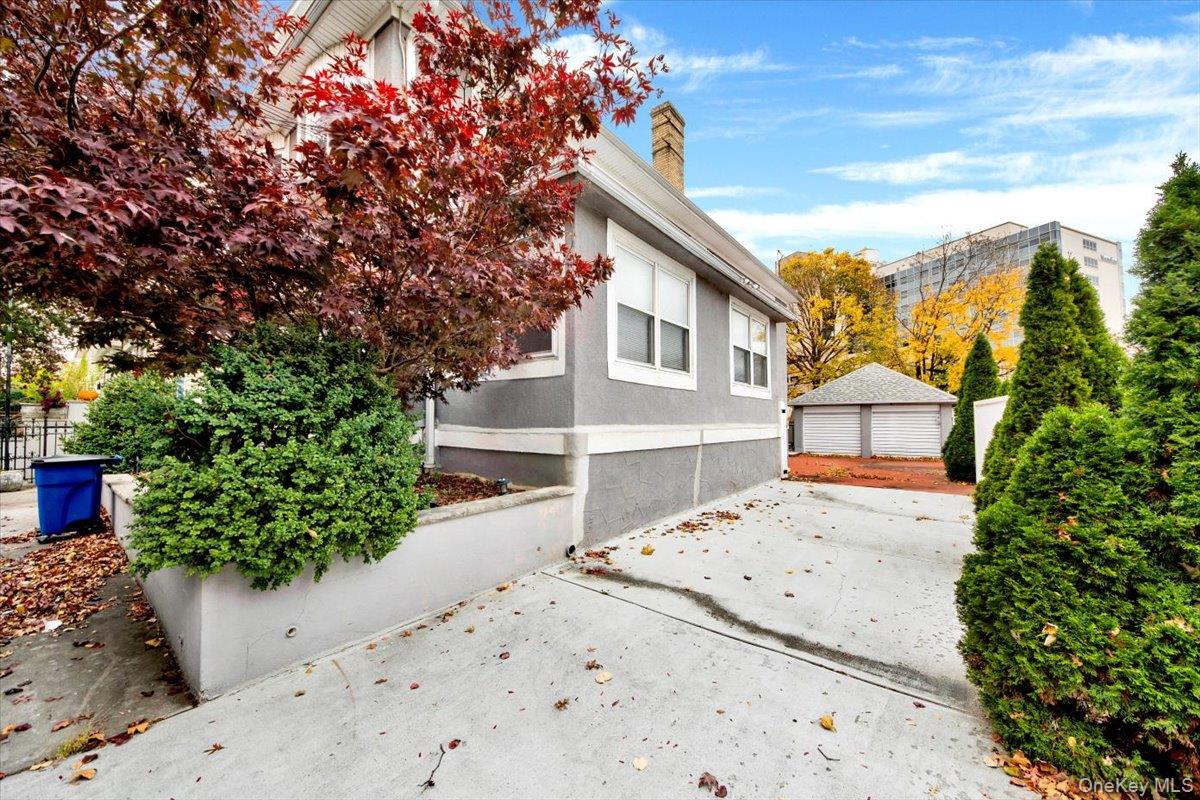 1610 Hering Avenue, Bronx, NY 10461