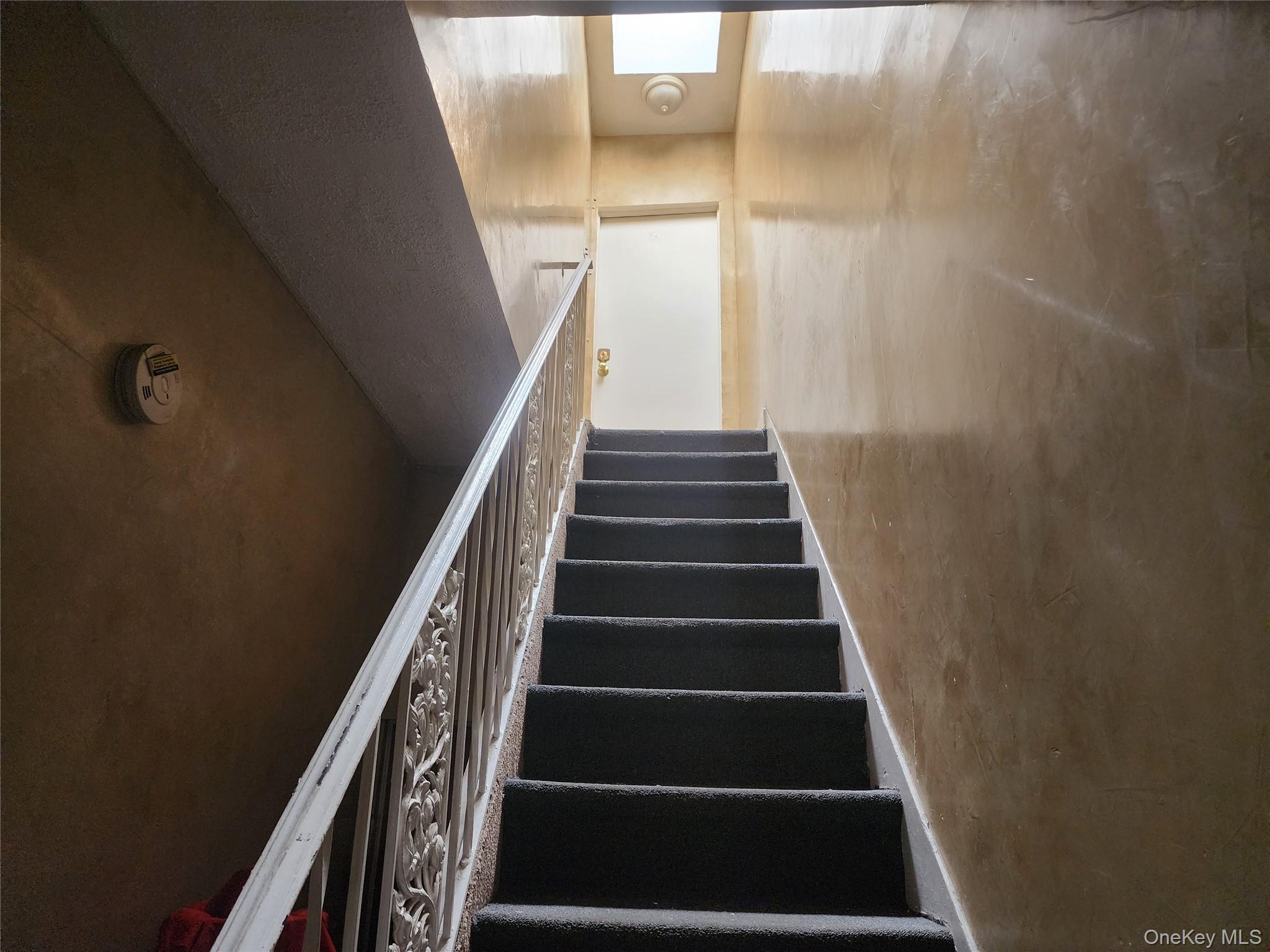 5912 58th Road, Maspeth, NY 11378