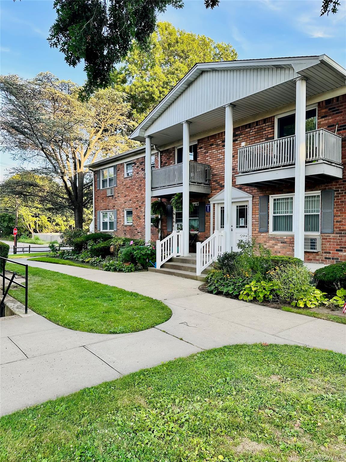 1 Fair Harbor Drive # 1, Patchogue, NY 11772