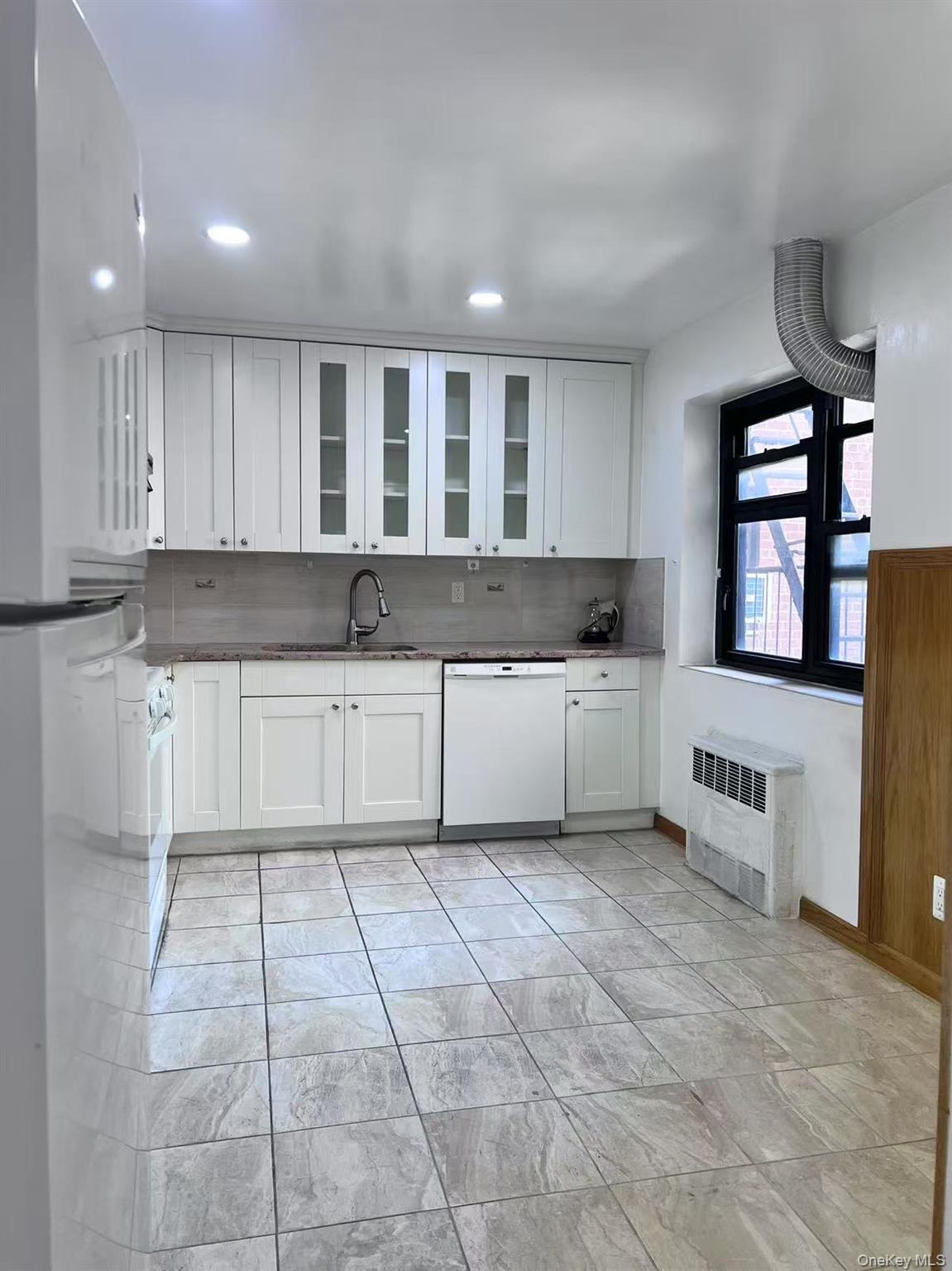 138-20 31 Road # 2C, Flushing, NY 11354