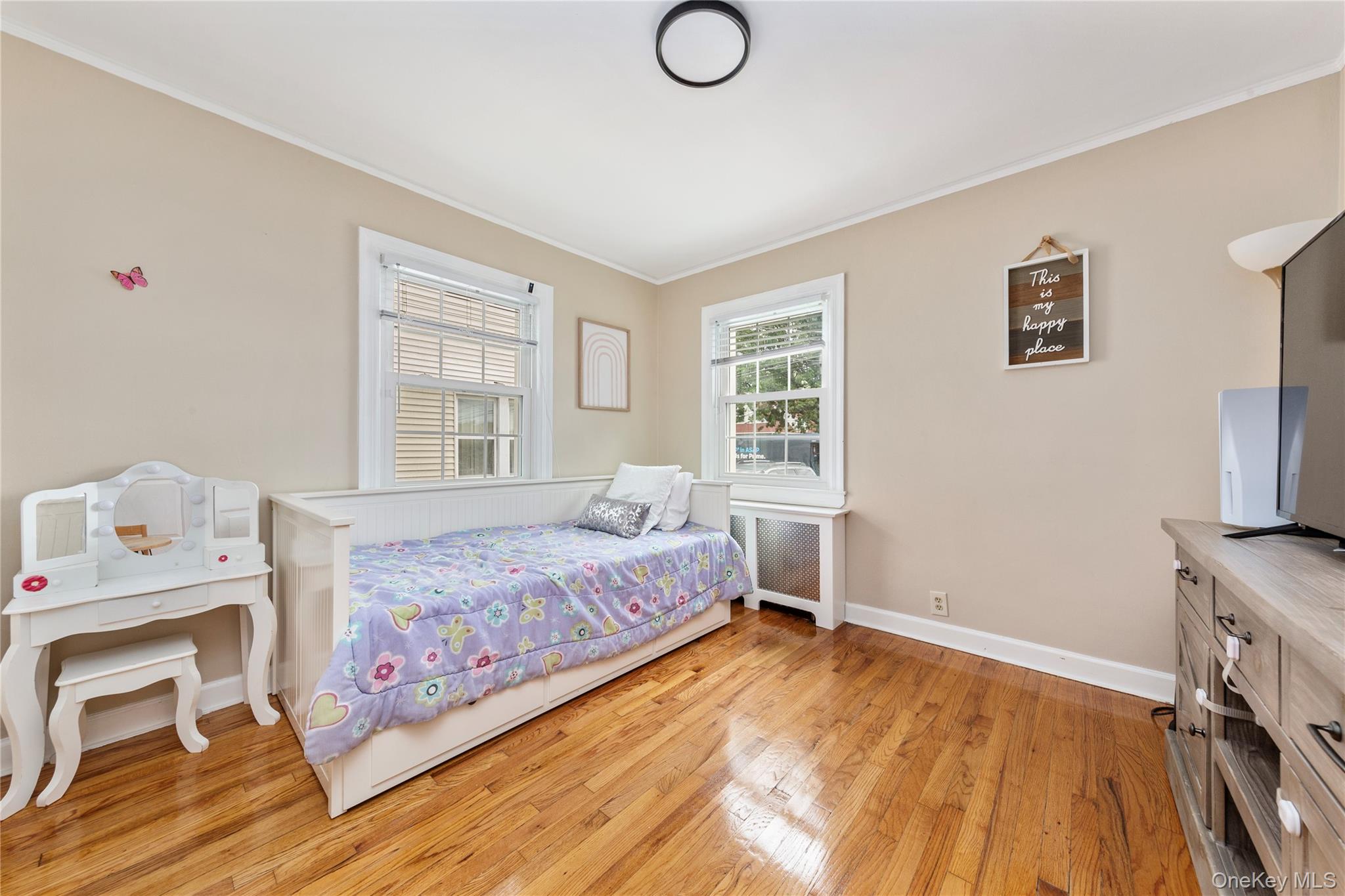 11 Dewitt Street, Valley Stream, NY 11580