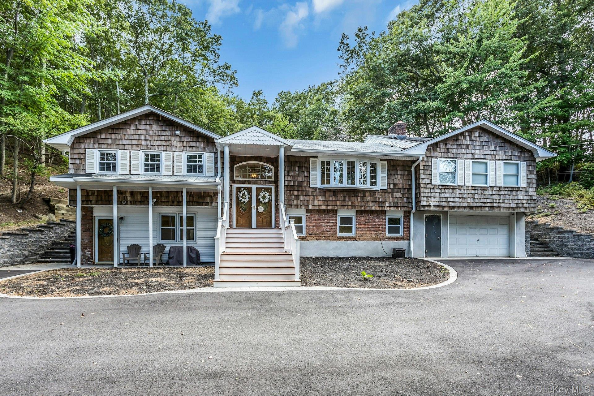 334 Bread and Cheese Hollow Road, Northport, NY 11768