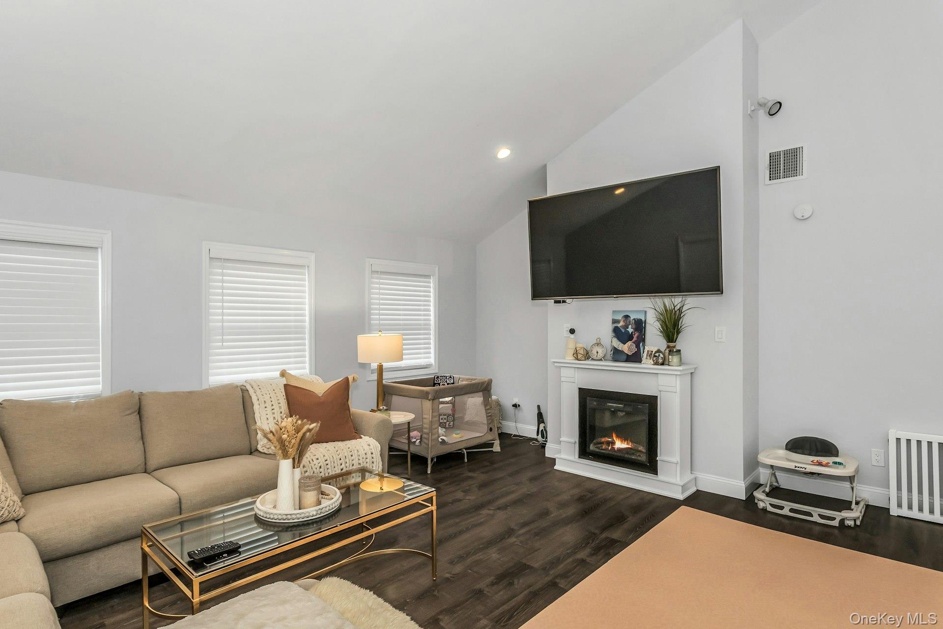 334 Bread and Cheese Hollow Road, Northport, NY 11768