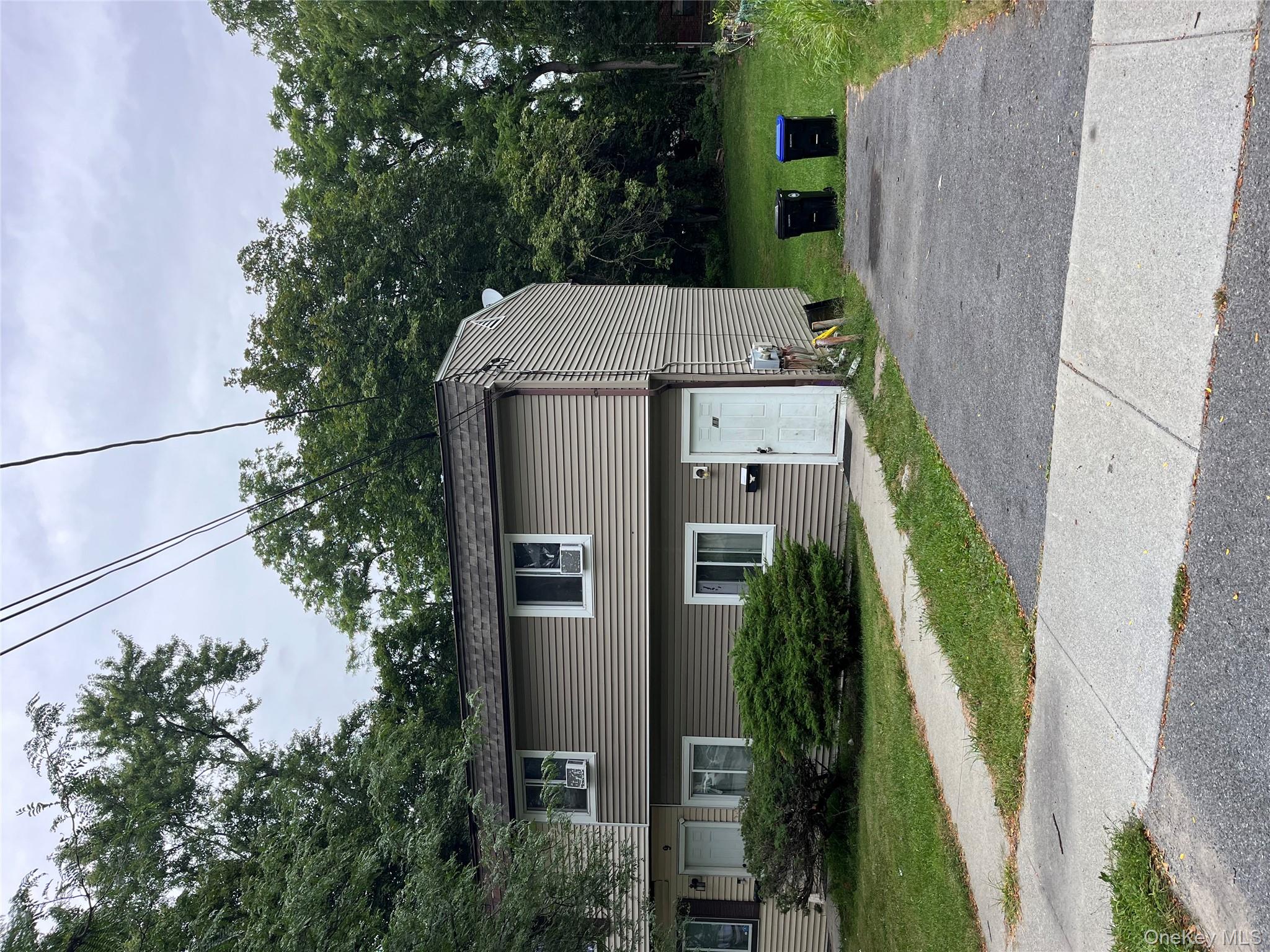 11 Howard Street, Poughkeepsie, NY 12601