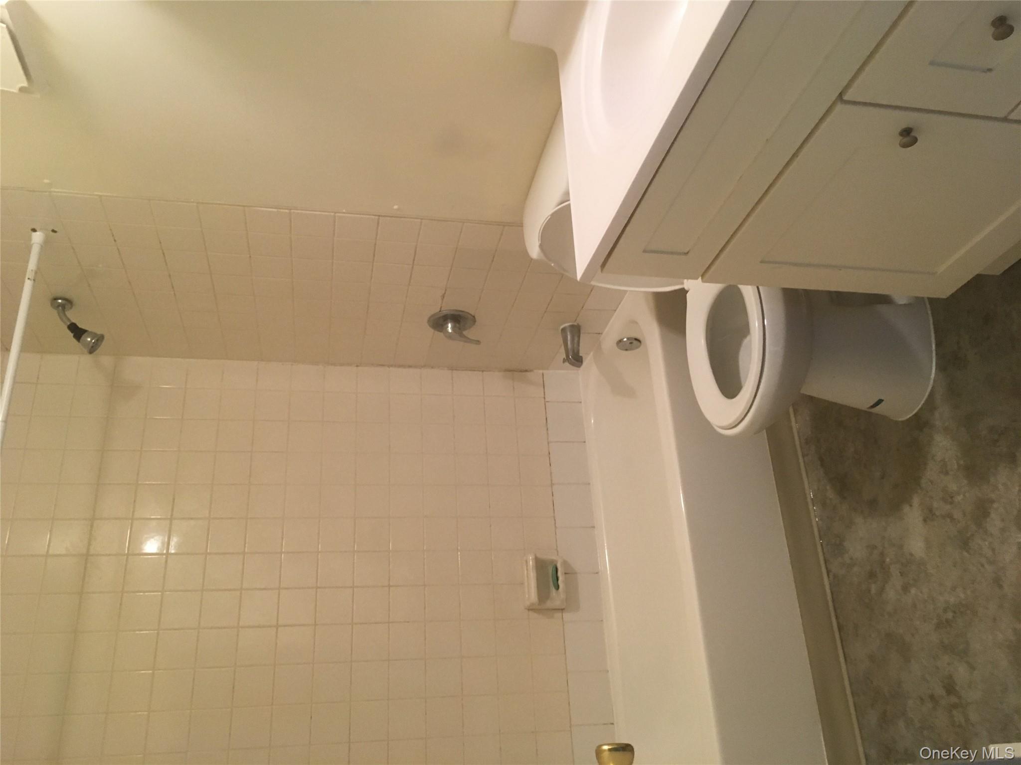 11 Howard Street, Poughkeepsie, NY 12601