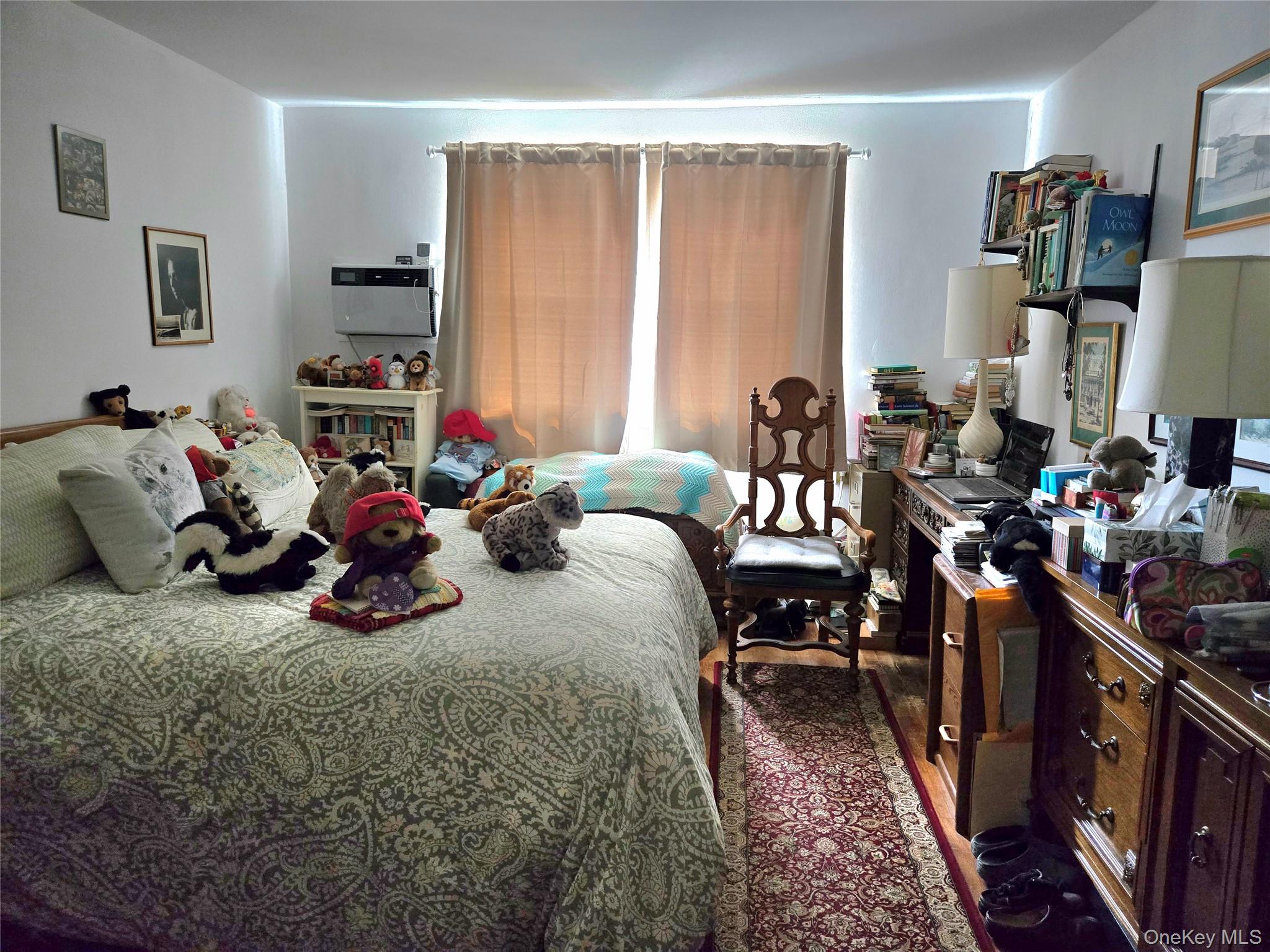 230-06 Kingsbury Avenue # B, Oakland Gardens, NY 11364