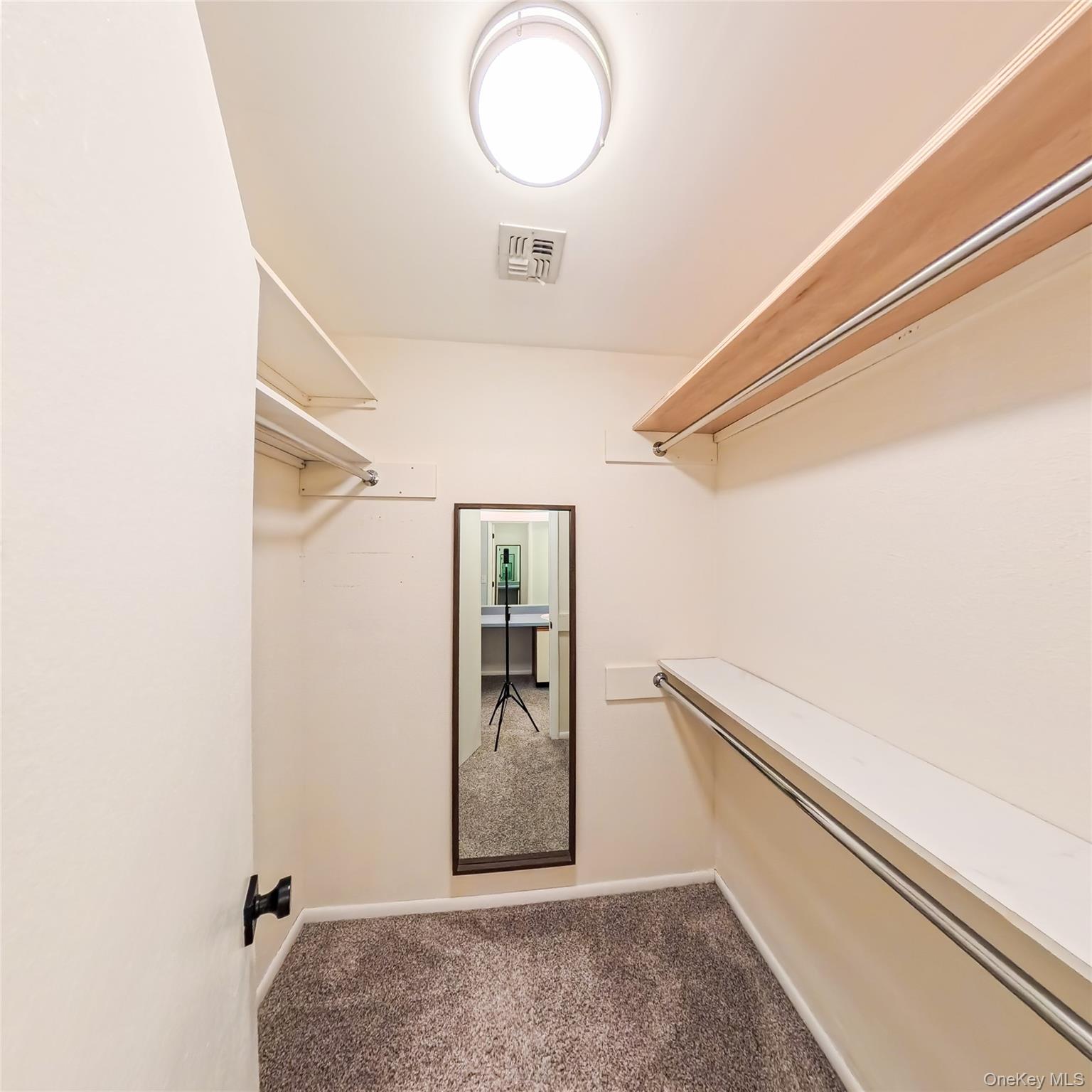 4008 Deer Path, Poughkeepsie, NY 12603