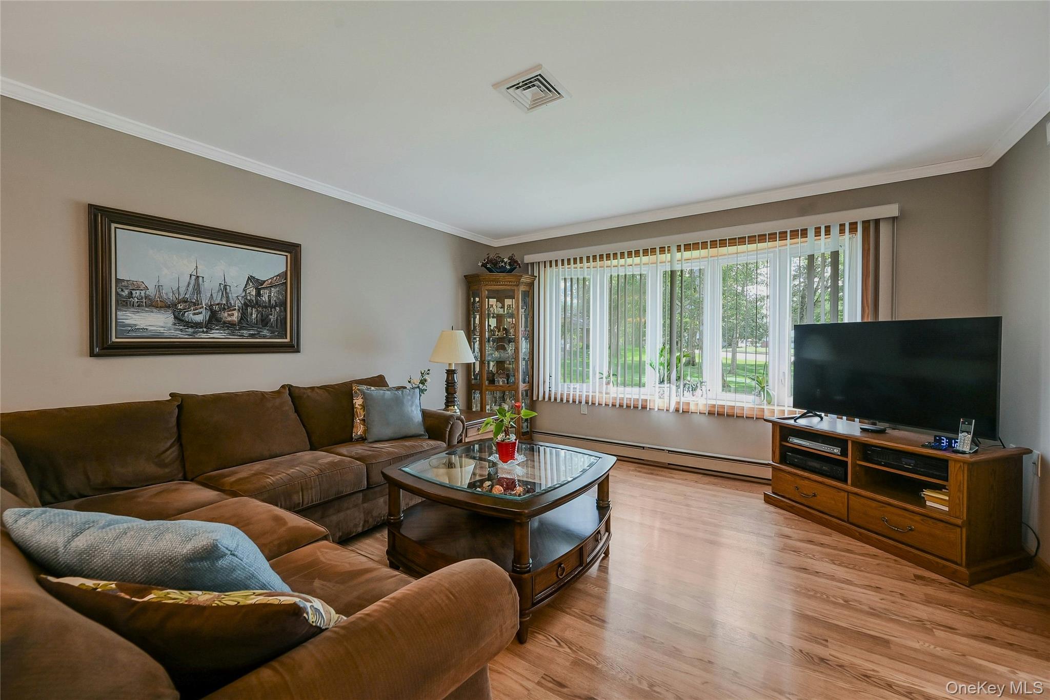 98 A Eastbourne, Ridge, NY 11961