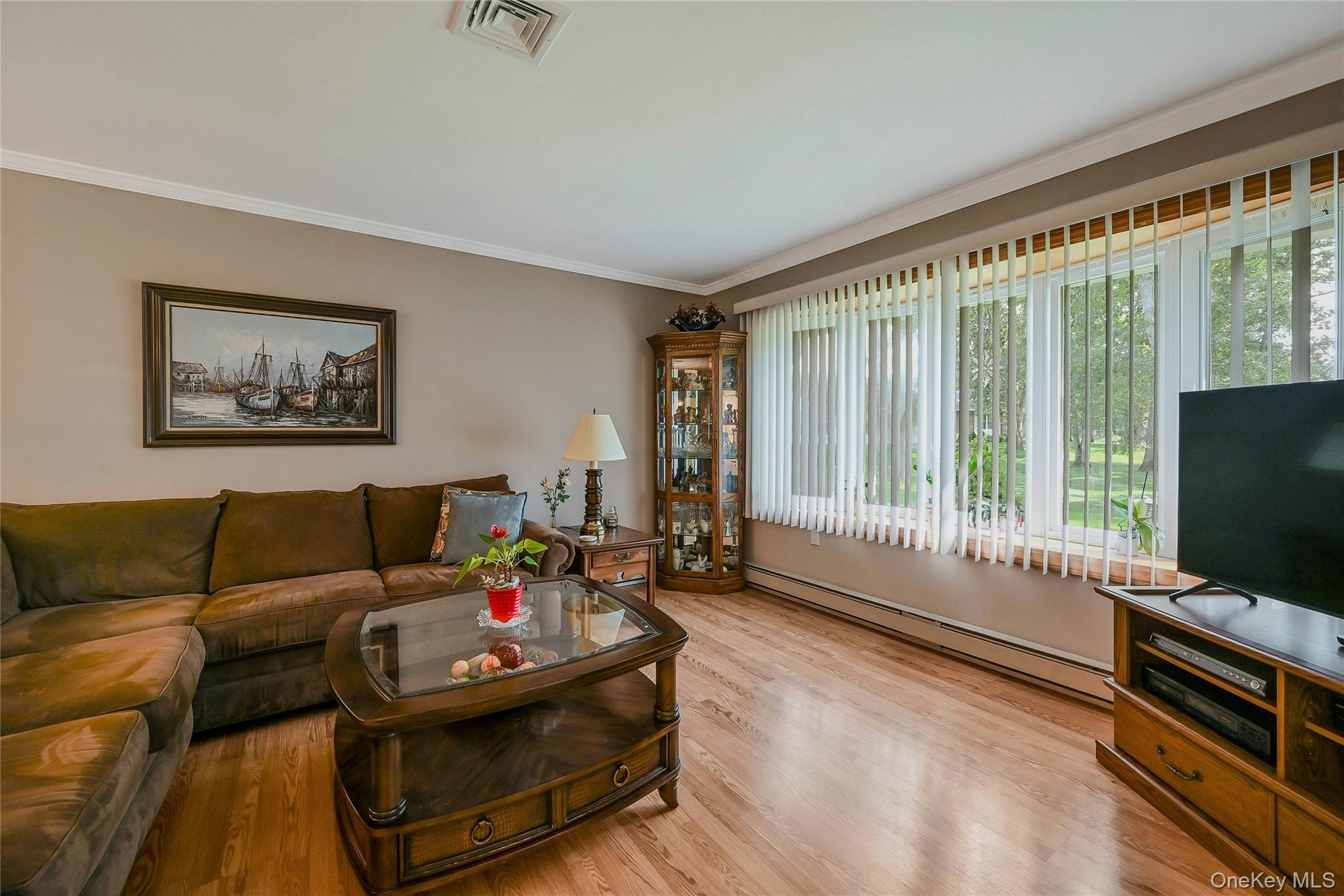 98 A Eastbourne, Ridge, NY 11961