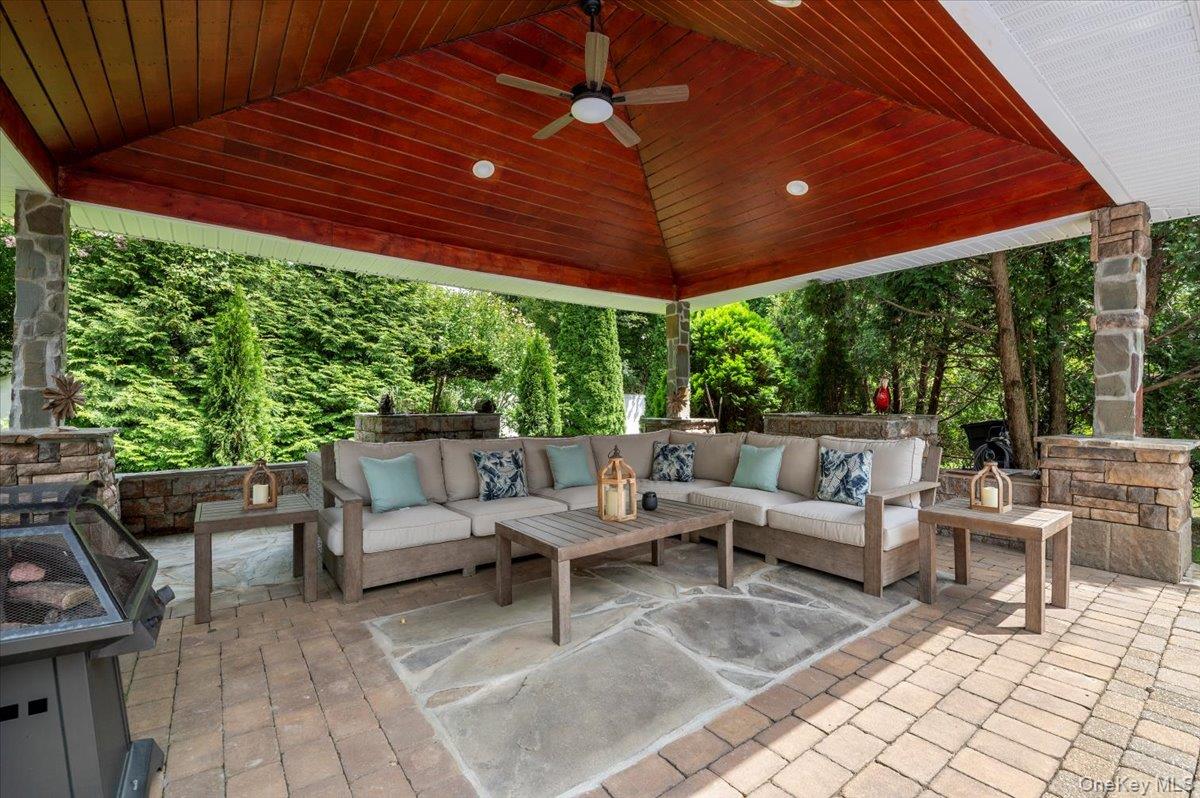 436 Wolf Hill Road, Dix Hills, NY 11746