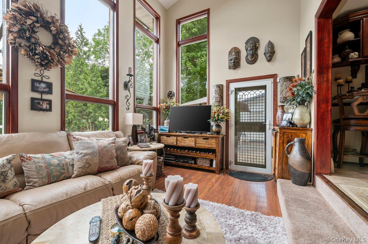 436 Wolf Hill Road, Dix Hills, NY 11746