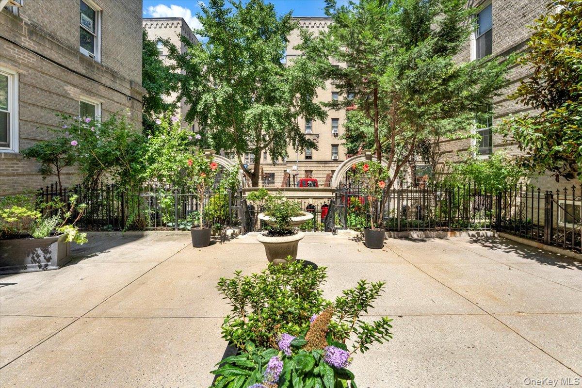 811 Walton Avenue # F19, Bronx, NY 10451