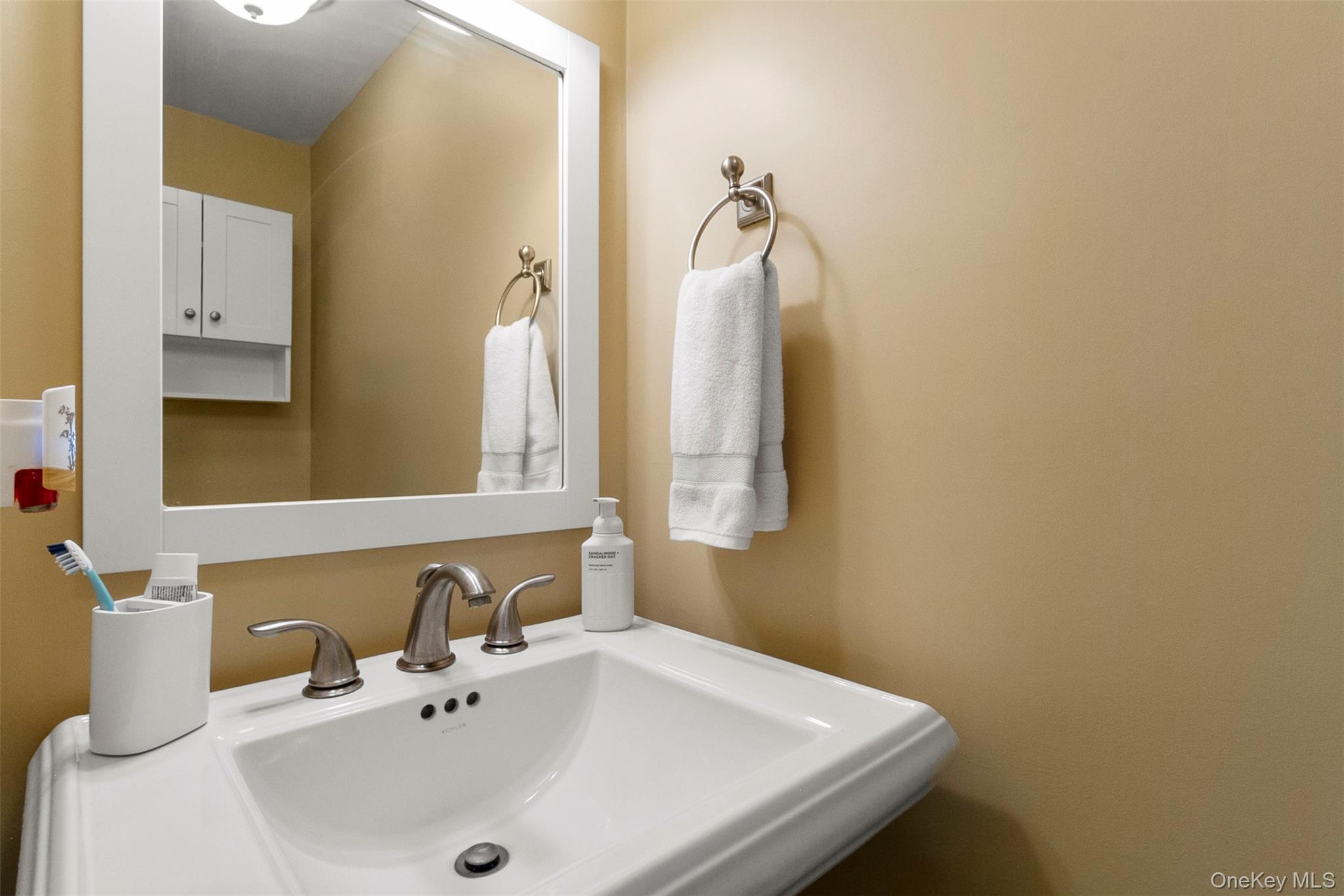 1001 Williamsburg Drive, Mahopac, NY 10541