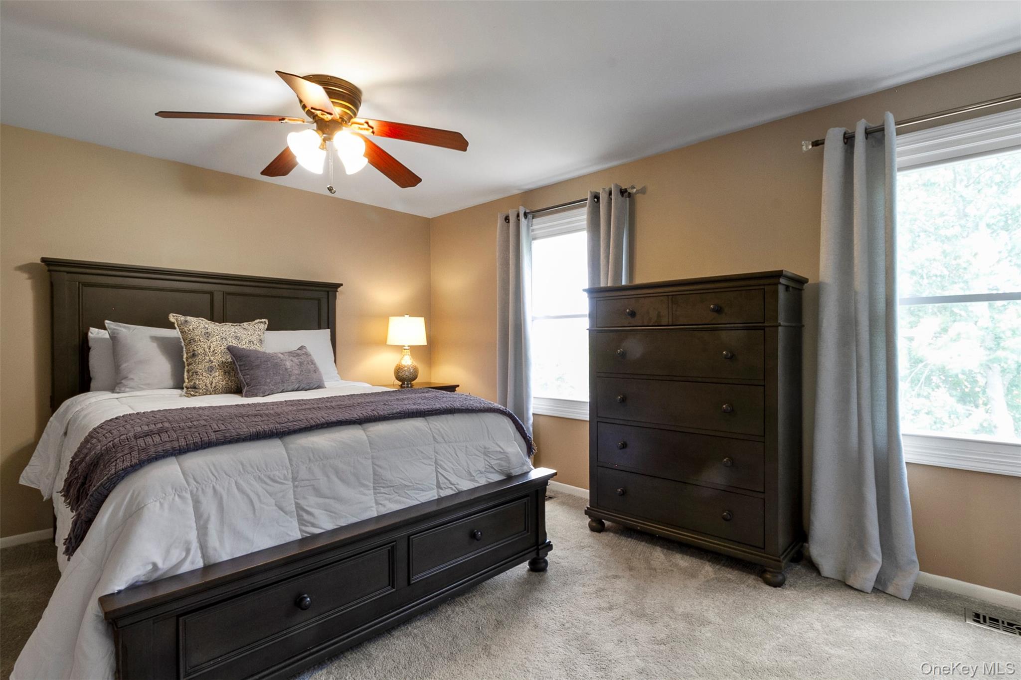 1001 Williamsburg Drive, Mahopac, NY 10541