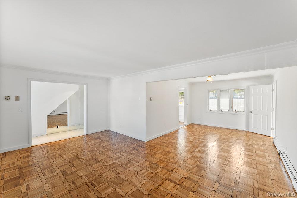 376 Hunnewell Avenue, Elmont, NY 11003