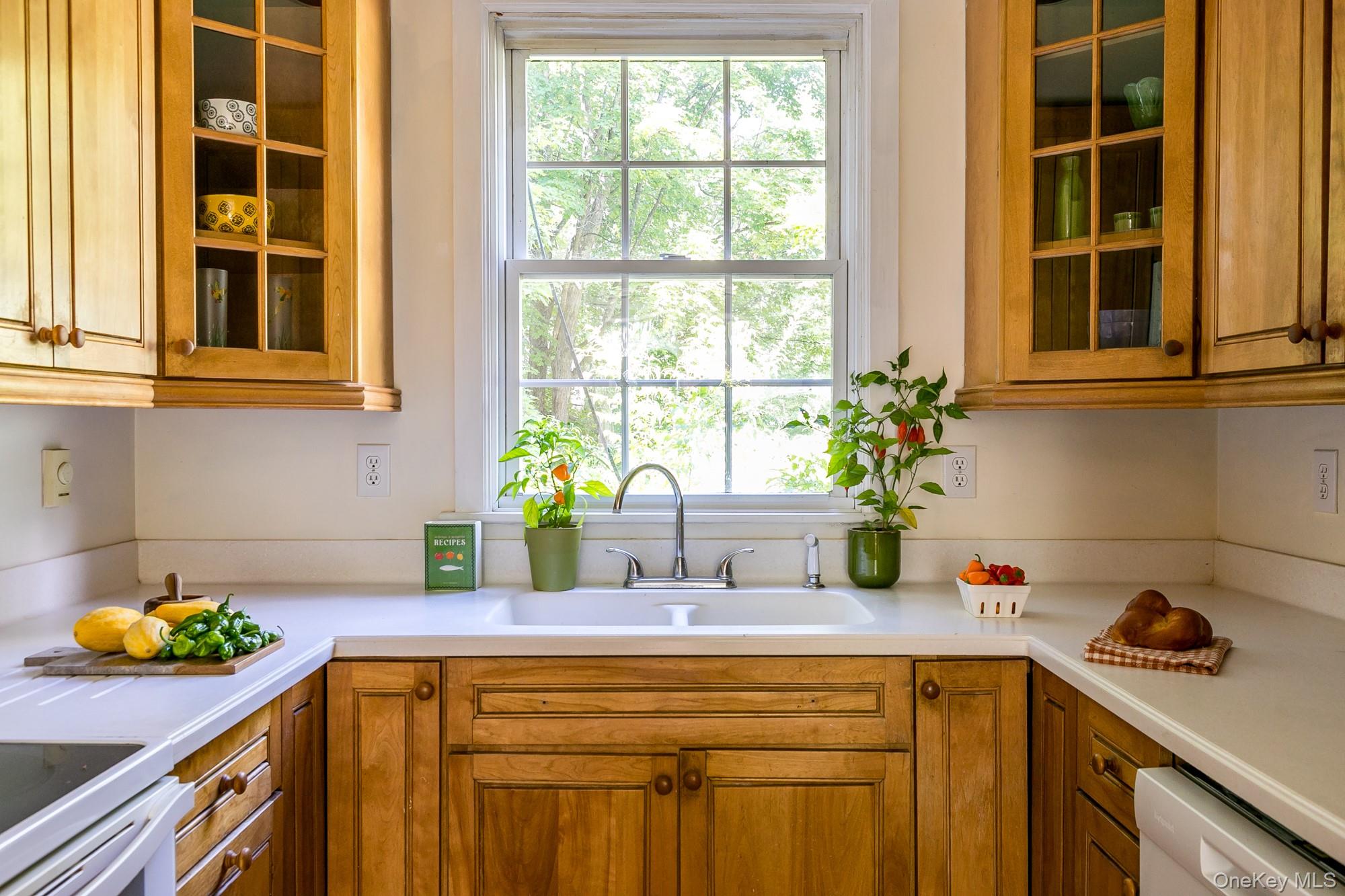 36-38 Ohayo Mountain, Woodstock, NY 12498