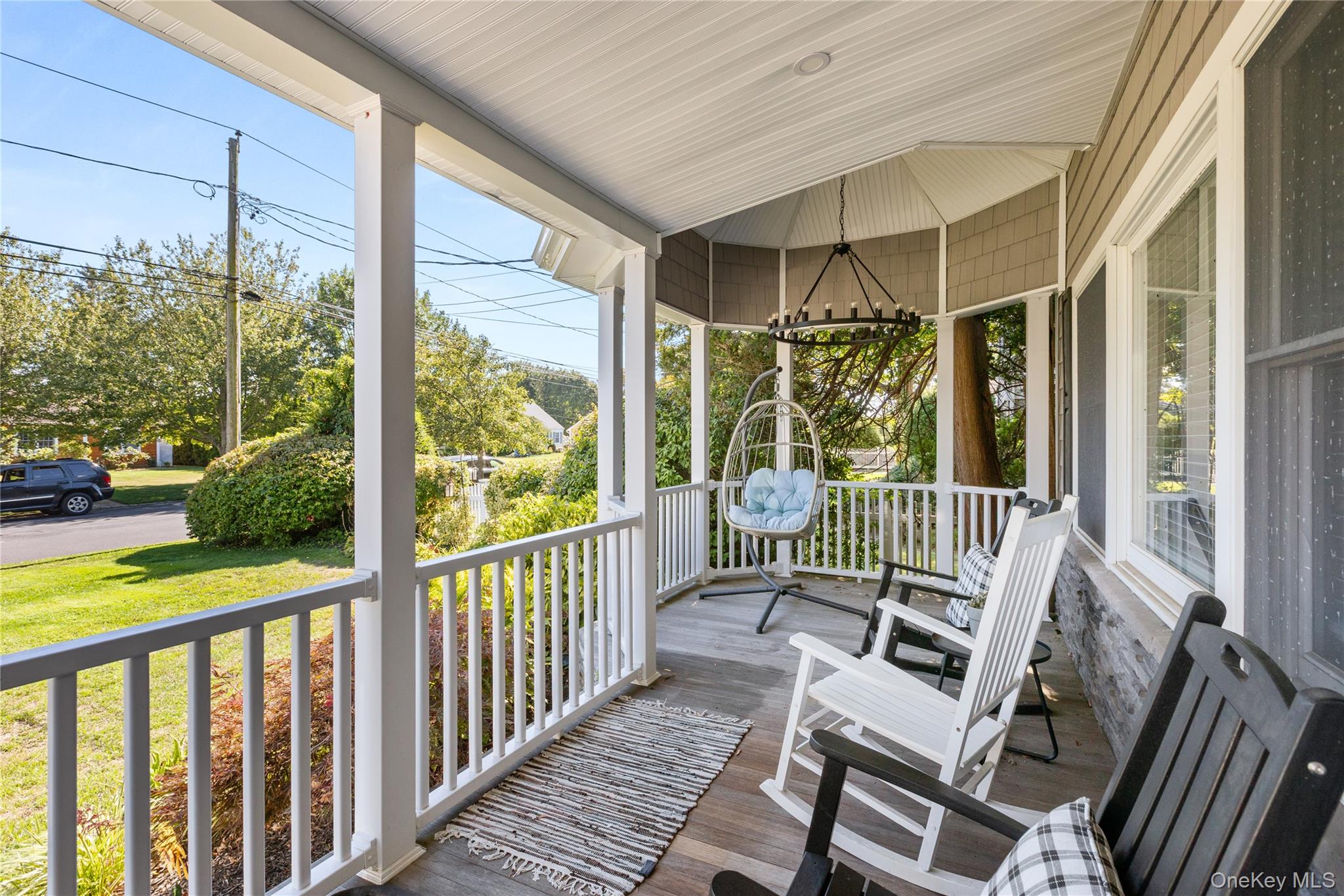 47 Village Line Road, Babylon, NY 11702