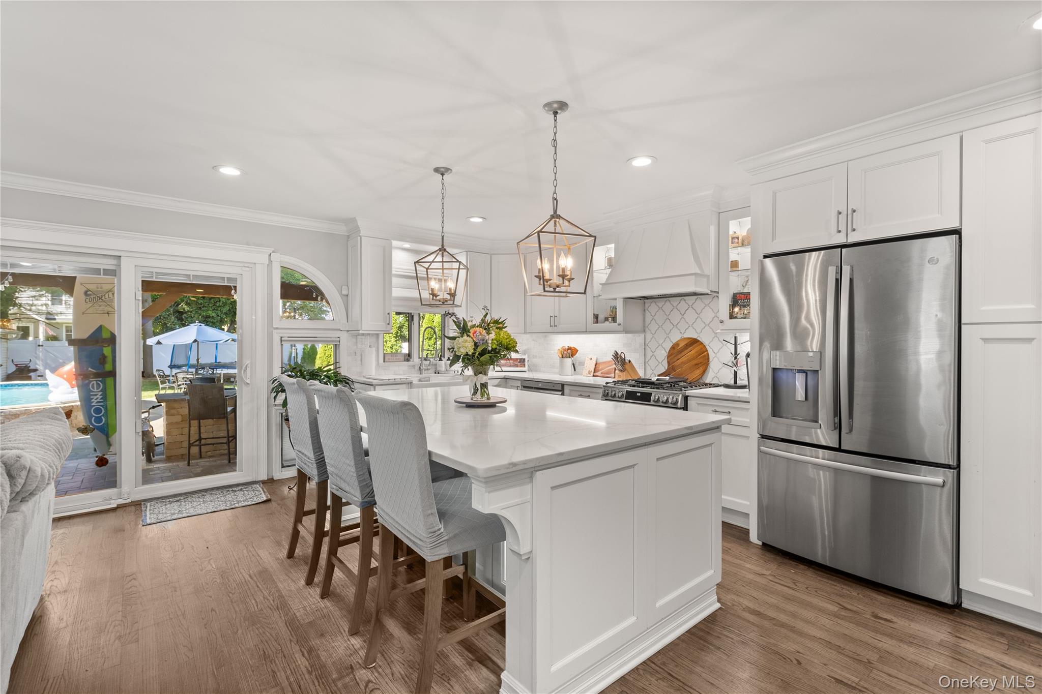 47 Village Line Road, Babylon, NY 11702