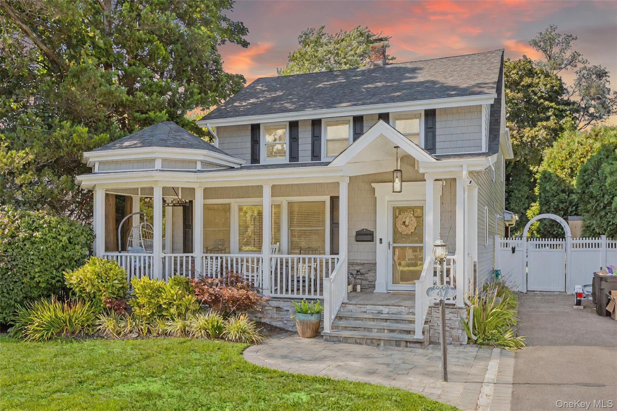 47 Village Line Road, Babylon, NY 11702