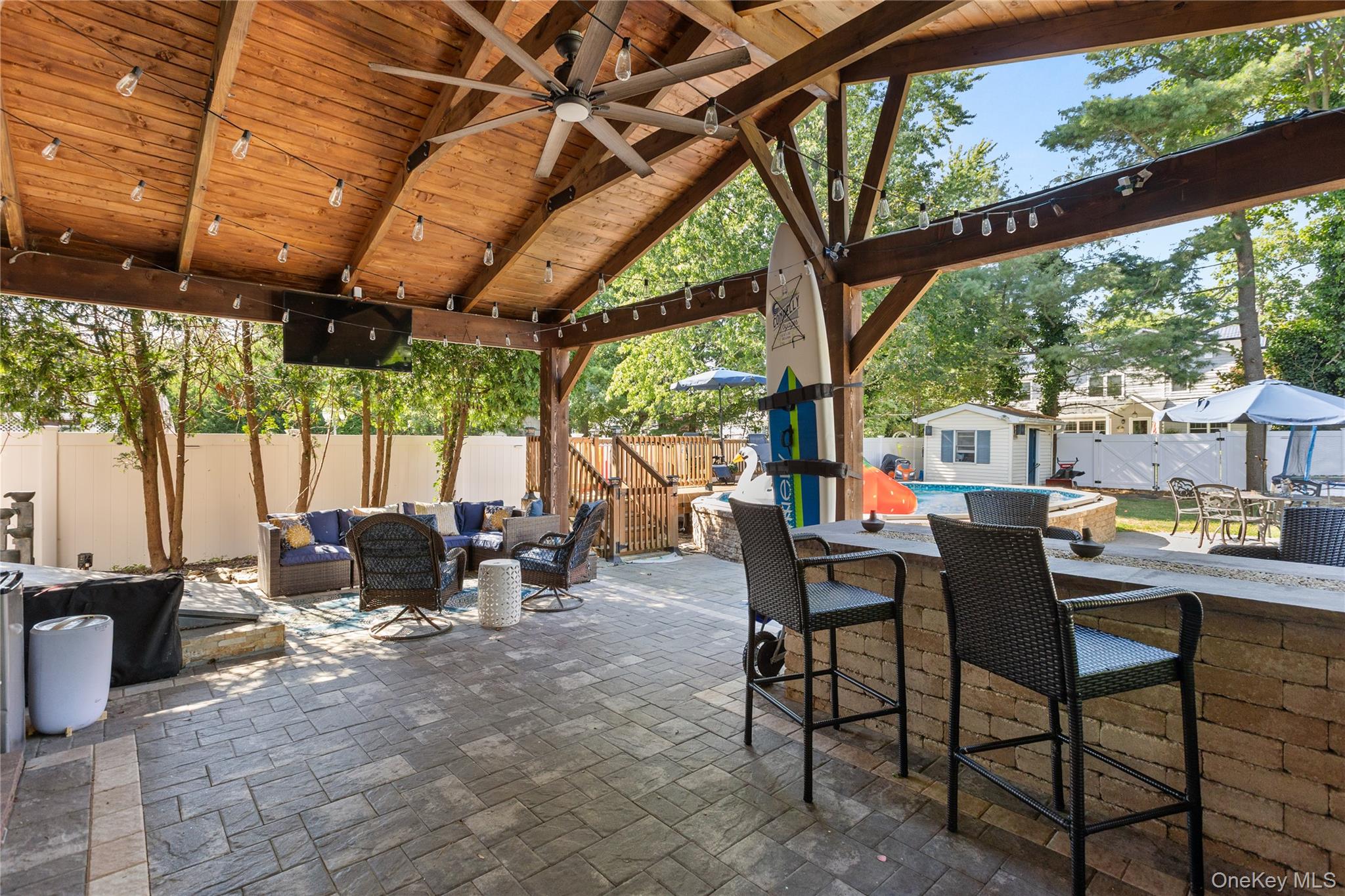 47 Village Line Road, Babylon, NY 11702